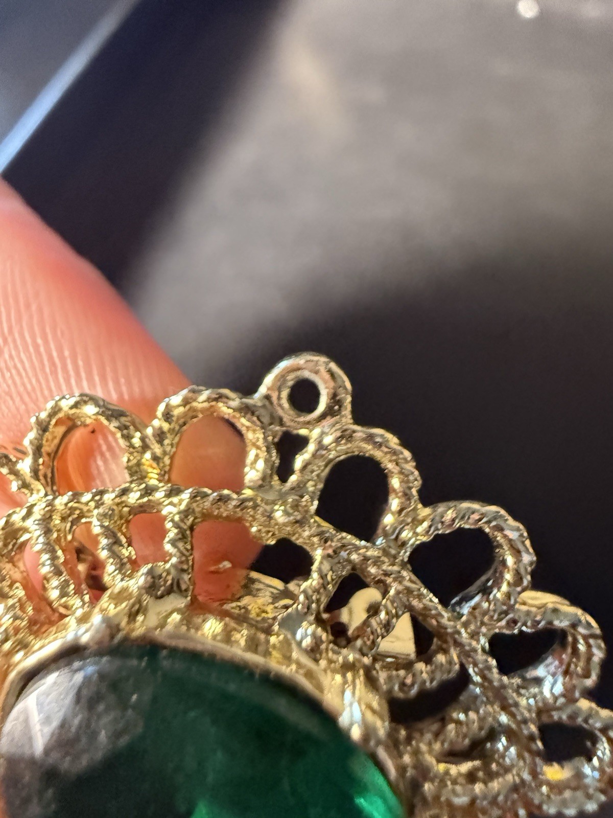 Vintage 2 Sets Of Earrings And 1 Pin
