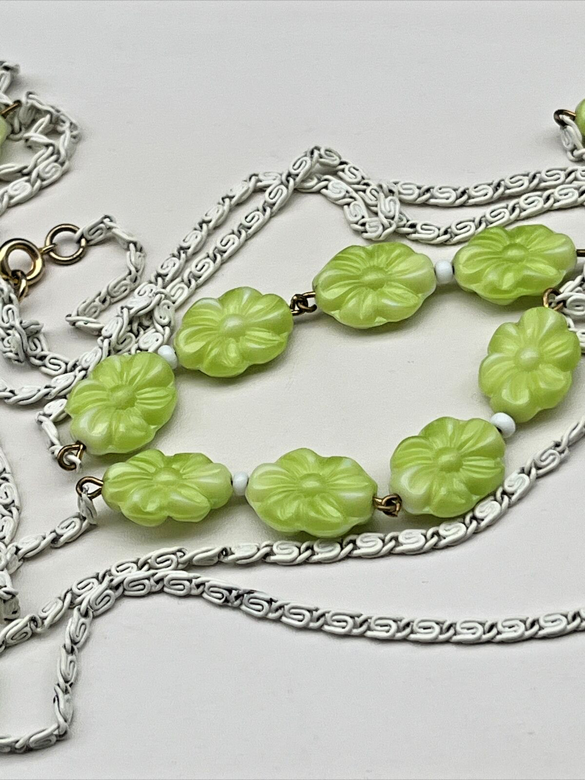Vtg Flapper Length Poured Glass Gripoix Bead Lime Green Flower MCM Long Necklace