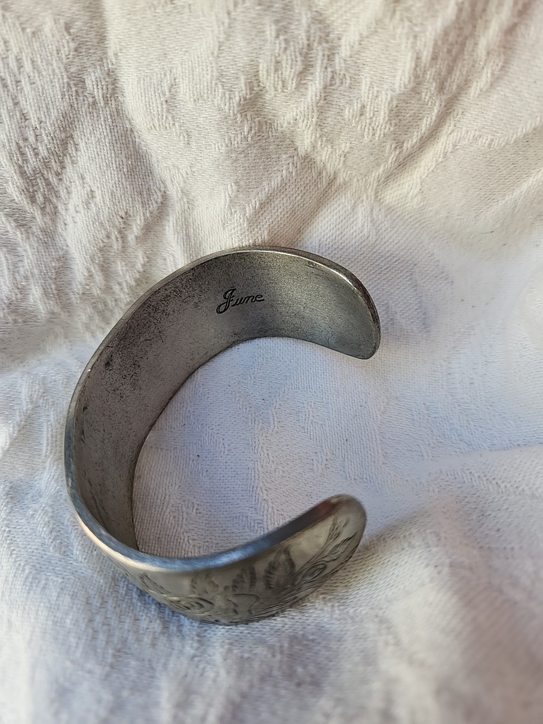 Vintage Salisbury Pewter January Cuff Bracelet Flower Of The Month Jewelry
