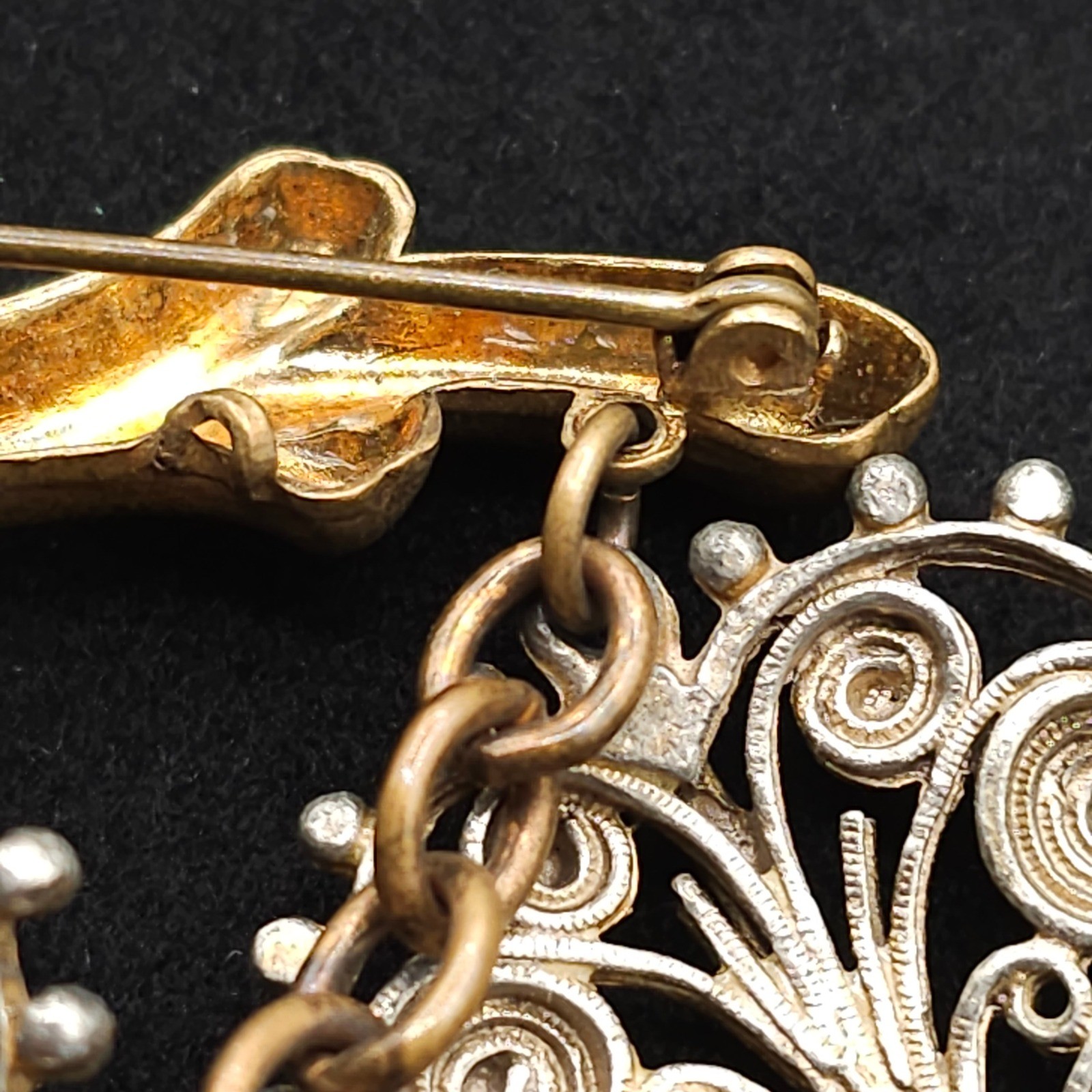 Vintage Filigree Dangle Leaf Brooch Statement Nature Gold & Silver Tone Ornate