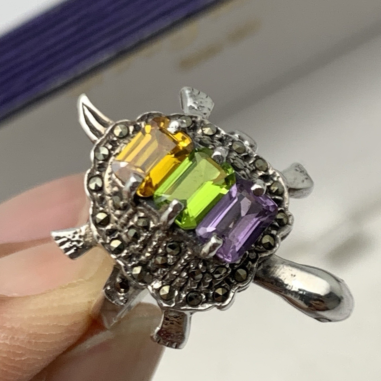 Vtg Turtle Ring w Moving Head 925 Sterling Silver Multi Colored Gem / Marcasite