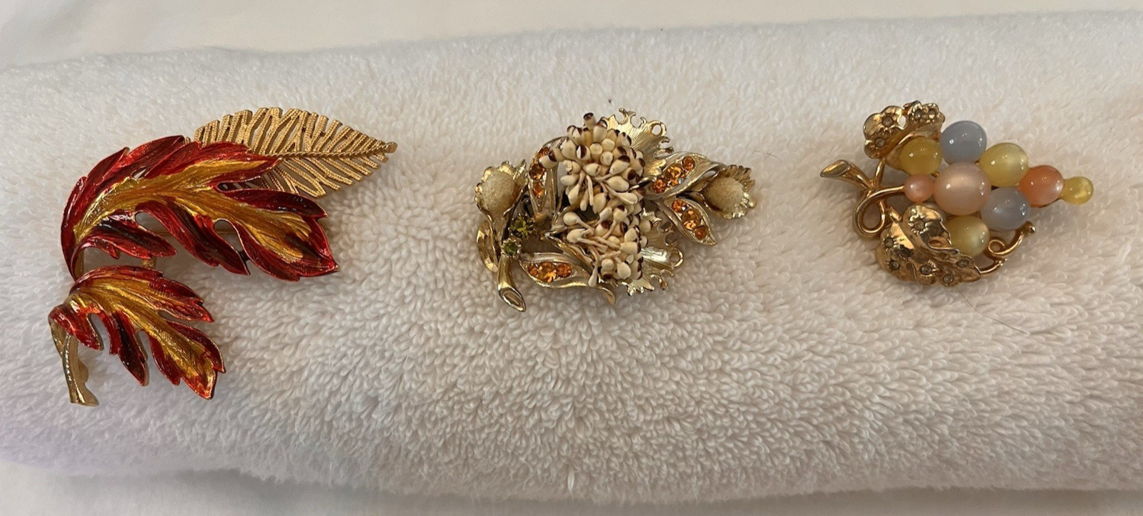 Vintage Lot Brooches/Pins, Earrings Florenza-Trifari-Coro-SaraCov