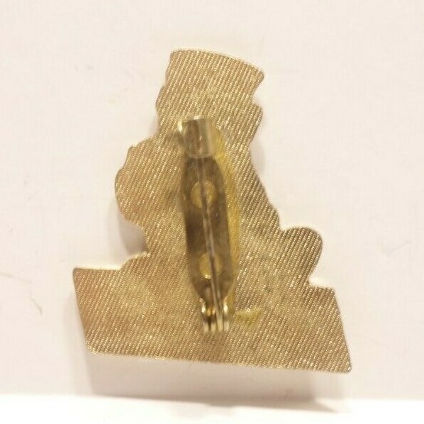 Vintage St Paddys Day Drinking Leprechaun Beer Mug Pin Gold Tone Metal Kitsch