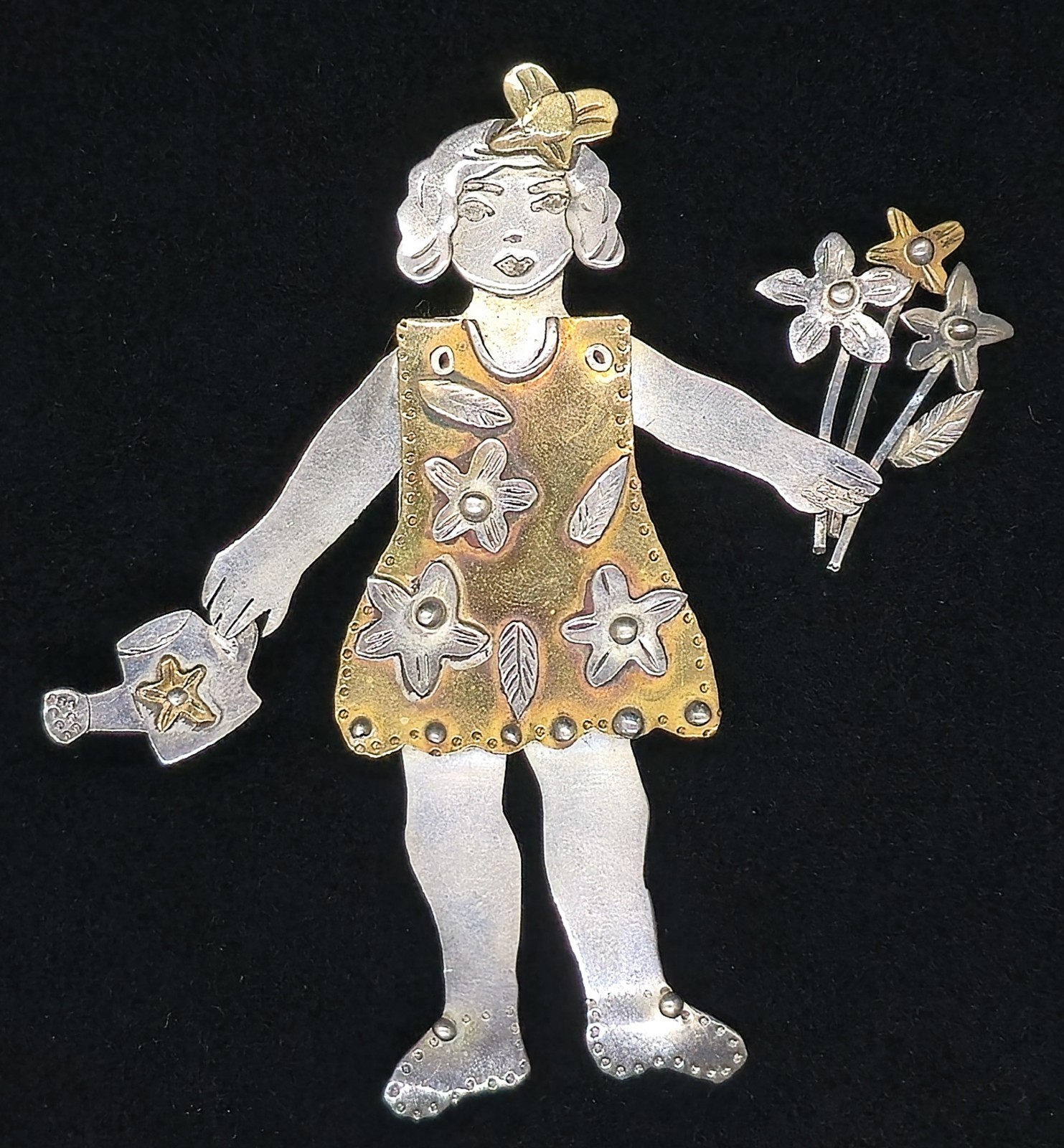 Vtg Signed 1994 Danielle Berlin Mixed Metal Girl Gardener Flowers Brooch Pin
