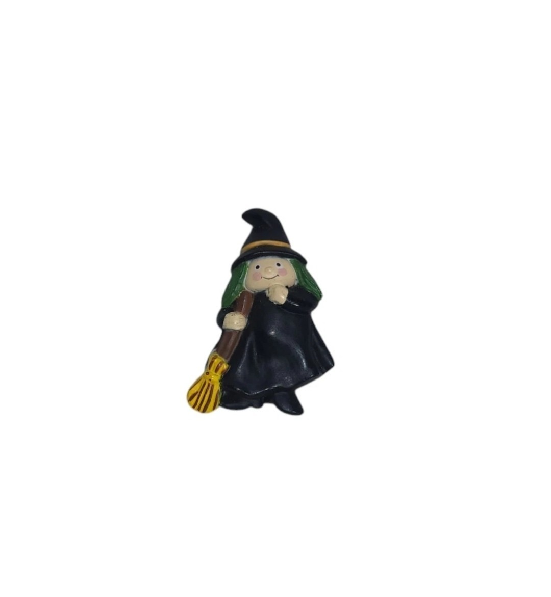Vintage Fun World Pin Halloween Witch with Broom Lehmann 1980s Brooch