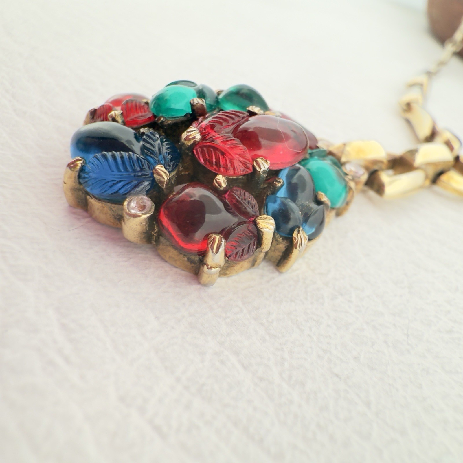 CROWN TRIFARI 🖤 Alfred Philippe 🖤 FRUIT SALAD Molded Glass Necklace STERLING