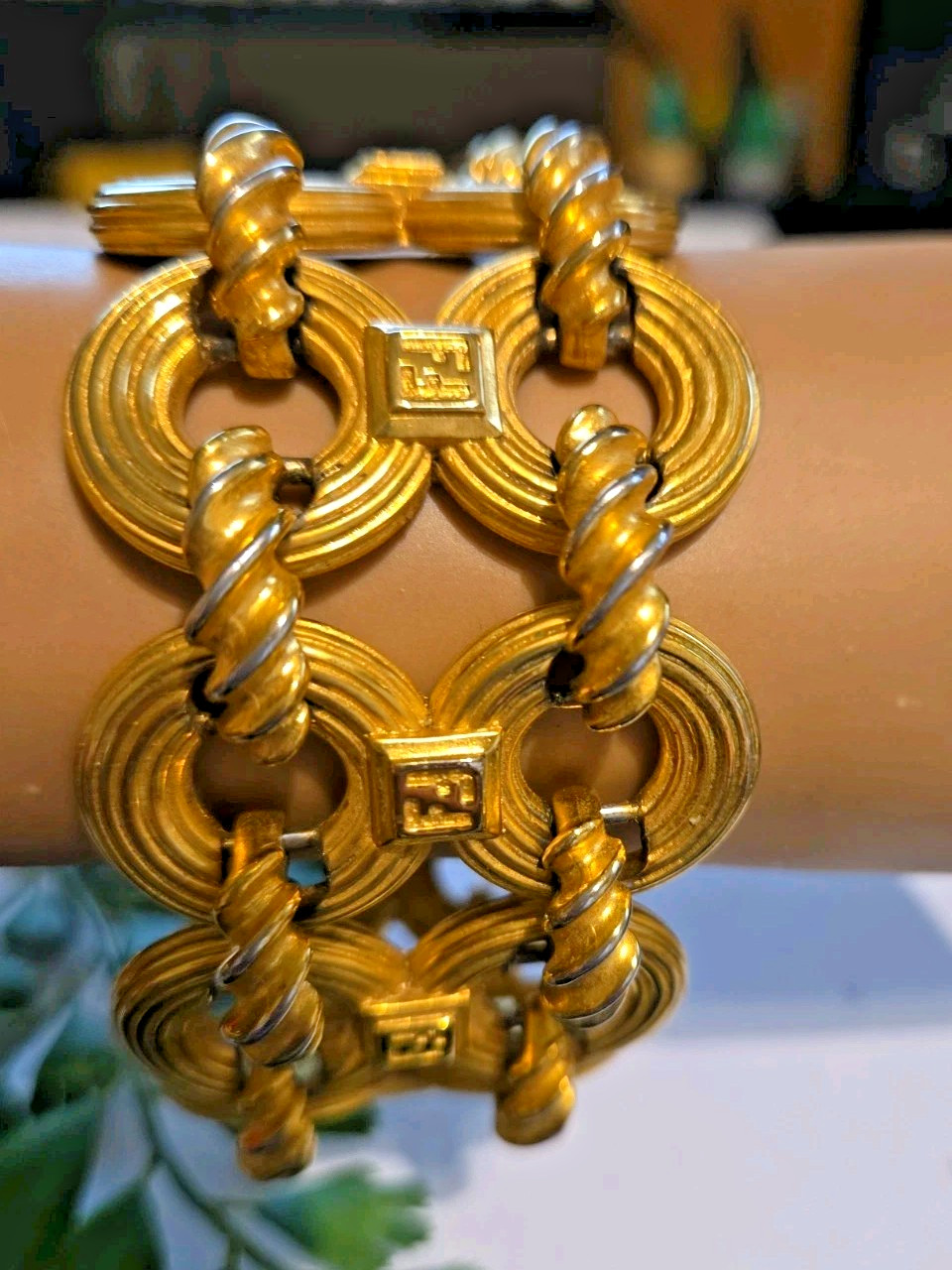 Vintage FENDI Wide Two Row Gold Plate Bracelet 8″ Length Signed 80s