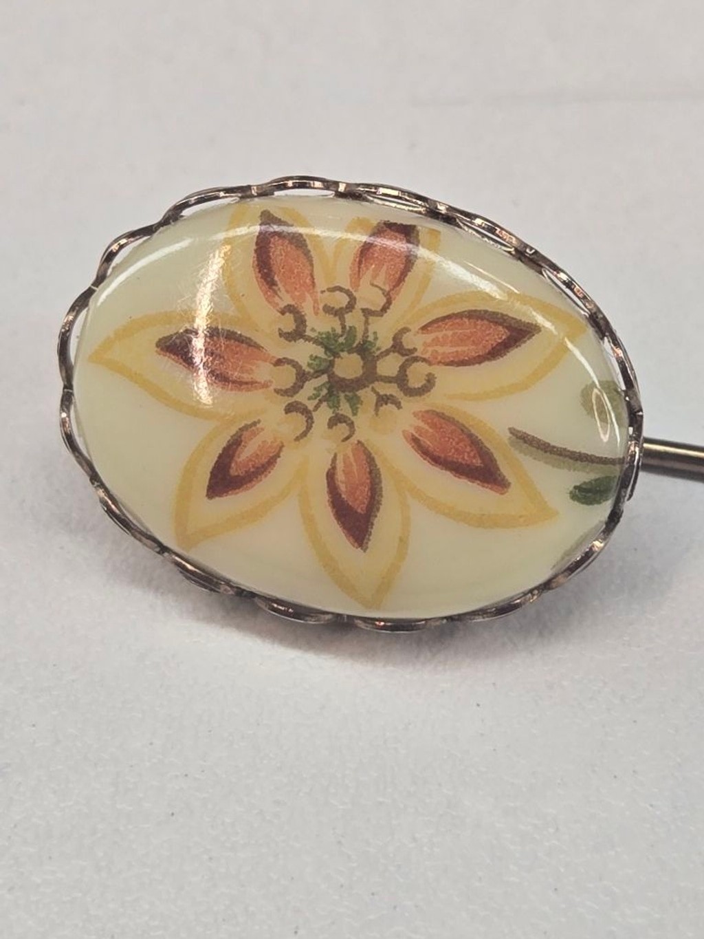 Lenox Stick Pin Cream & Orange Floral Women’s Brooch 14k Gold Plated Vintage