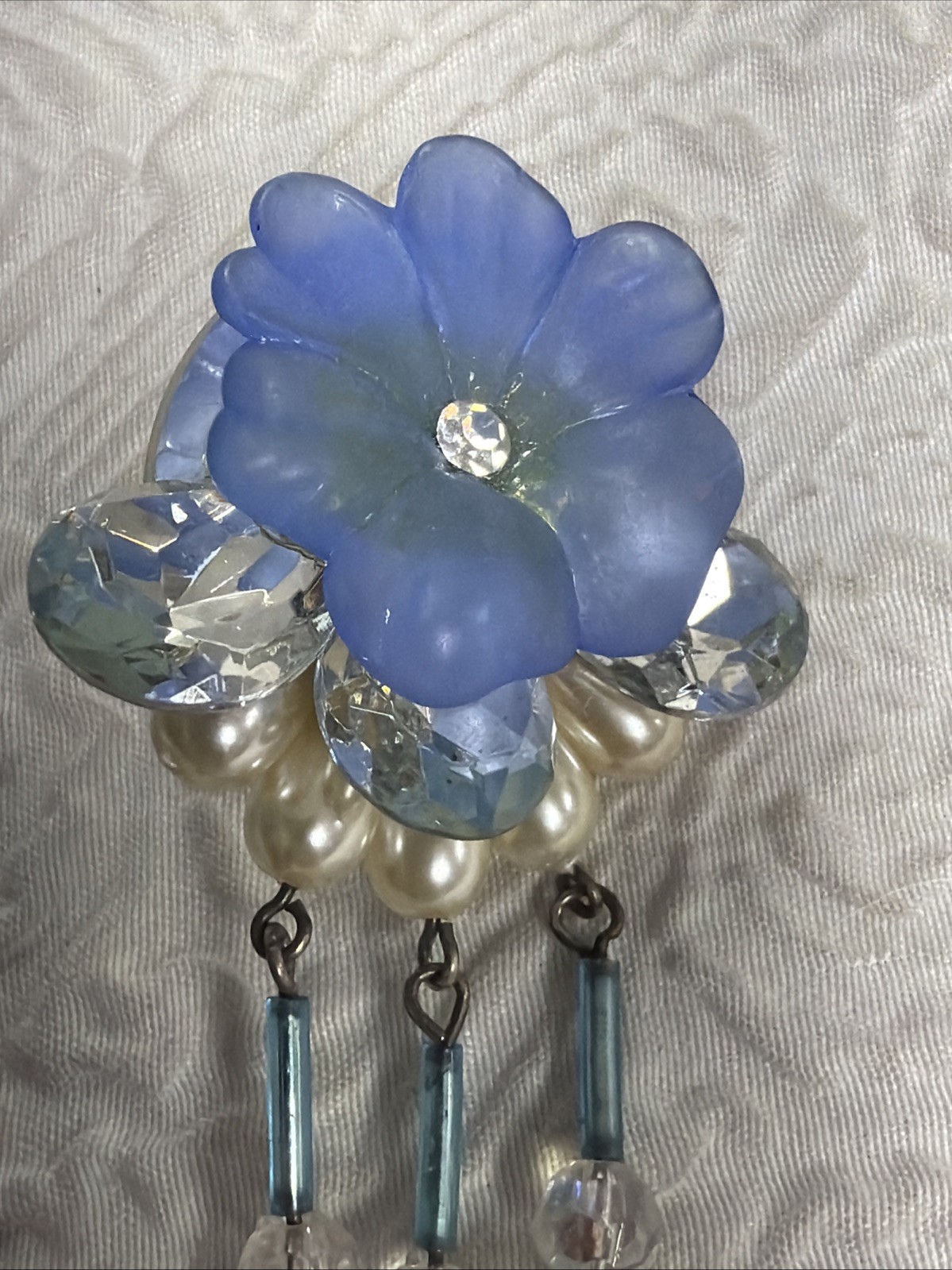 Vintage 1950’s 3D Dimensional Floral Cluster Top Flower Dangle Clip Earrings