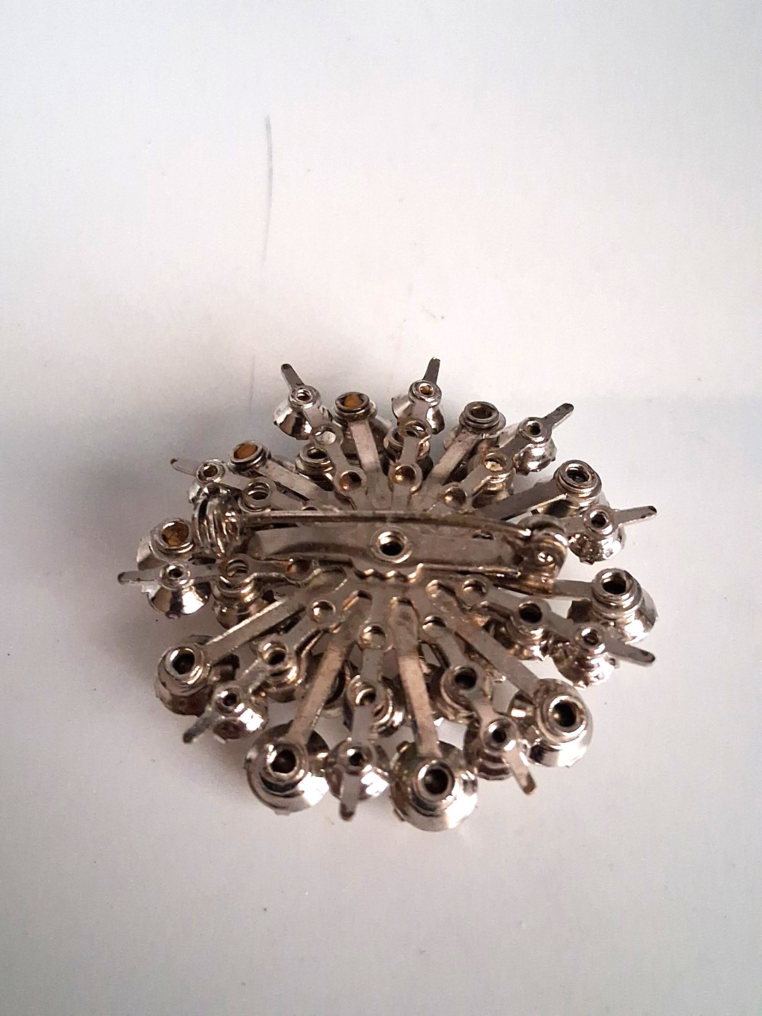 Vintage Clear Rhinestone Star Cluster Prong Set Bling Silver Tone Brooch 1.5″
