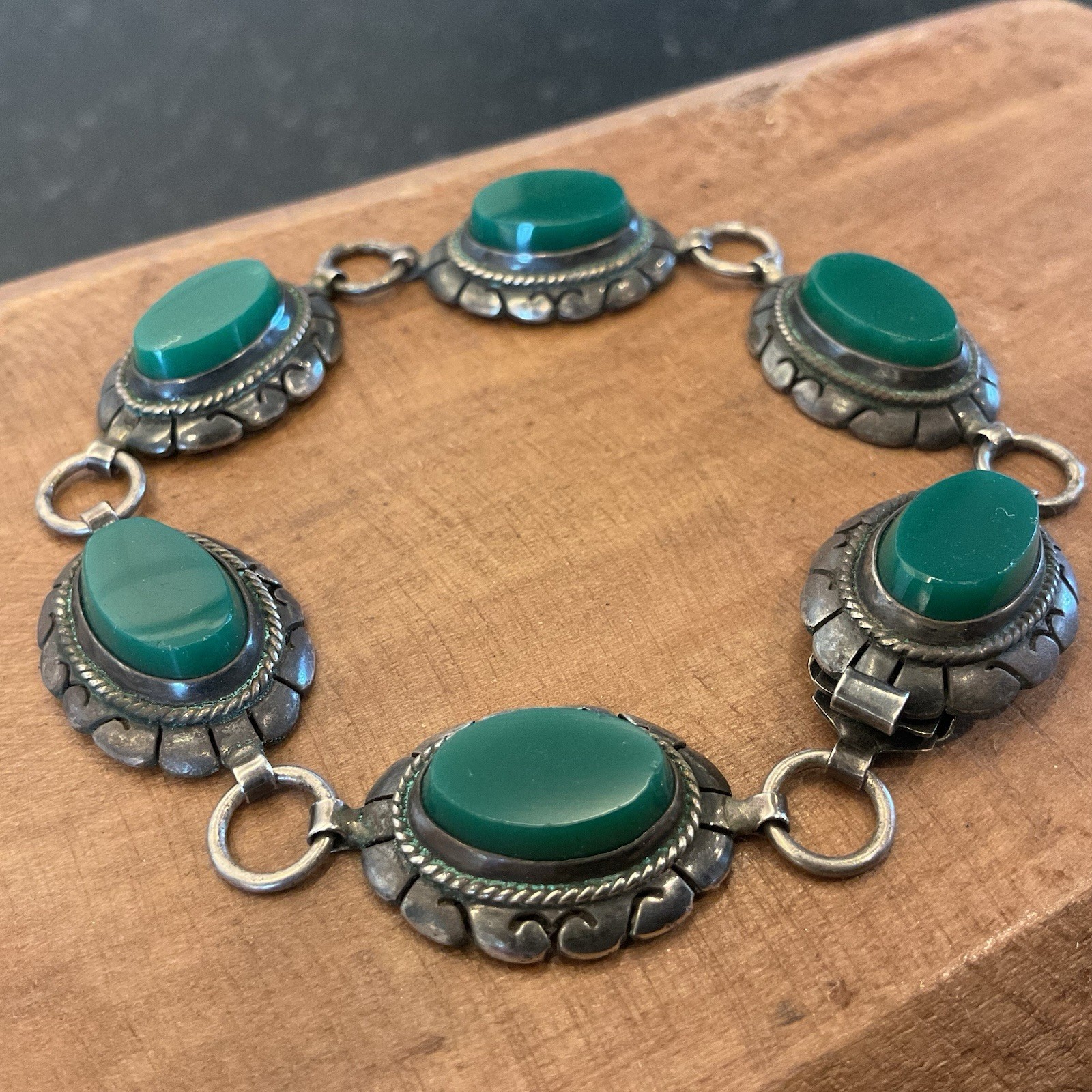 Vintage Mexican Sterling Silver With Green Onyx Stamped “Hecho En Mex”