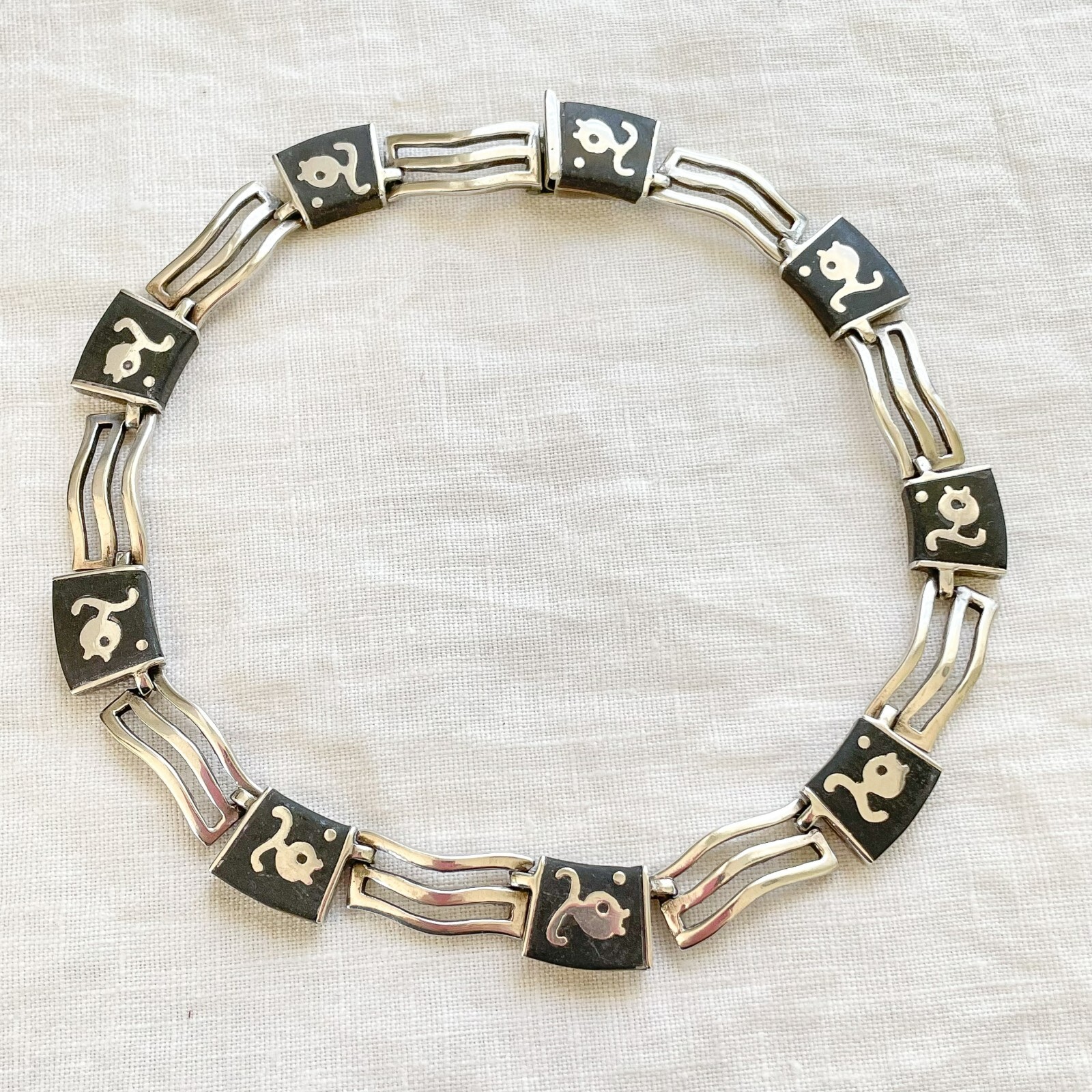 Vintage Los Castillo Onix Negro Fish Necklace/Bracelet Set, Sterling Silver Onyx