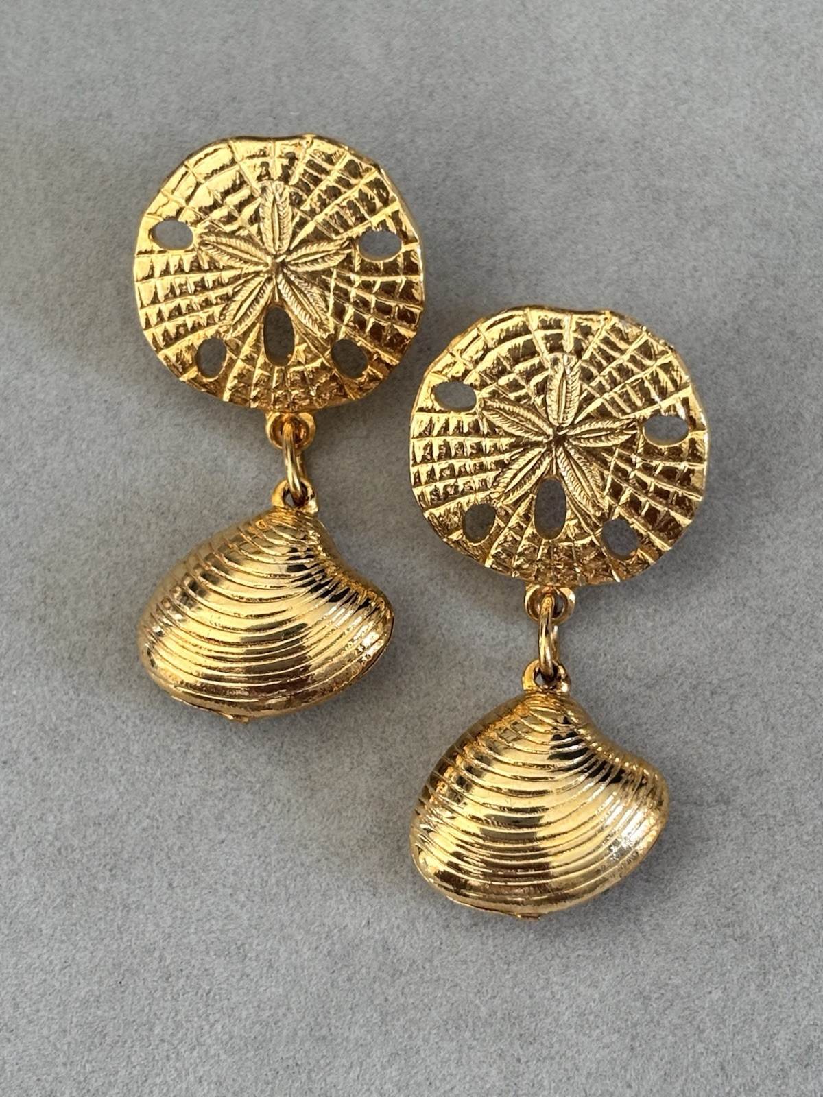 Vintage Gold Tone Shell and Sand Dollar Drop Earrings 39mm Long Great Condition