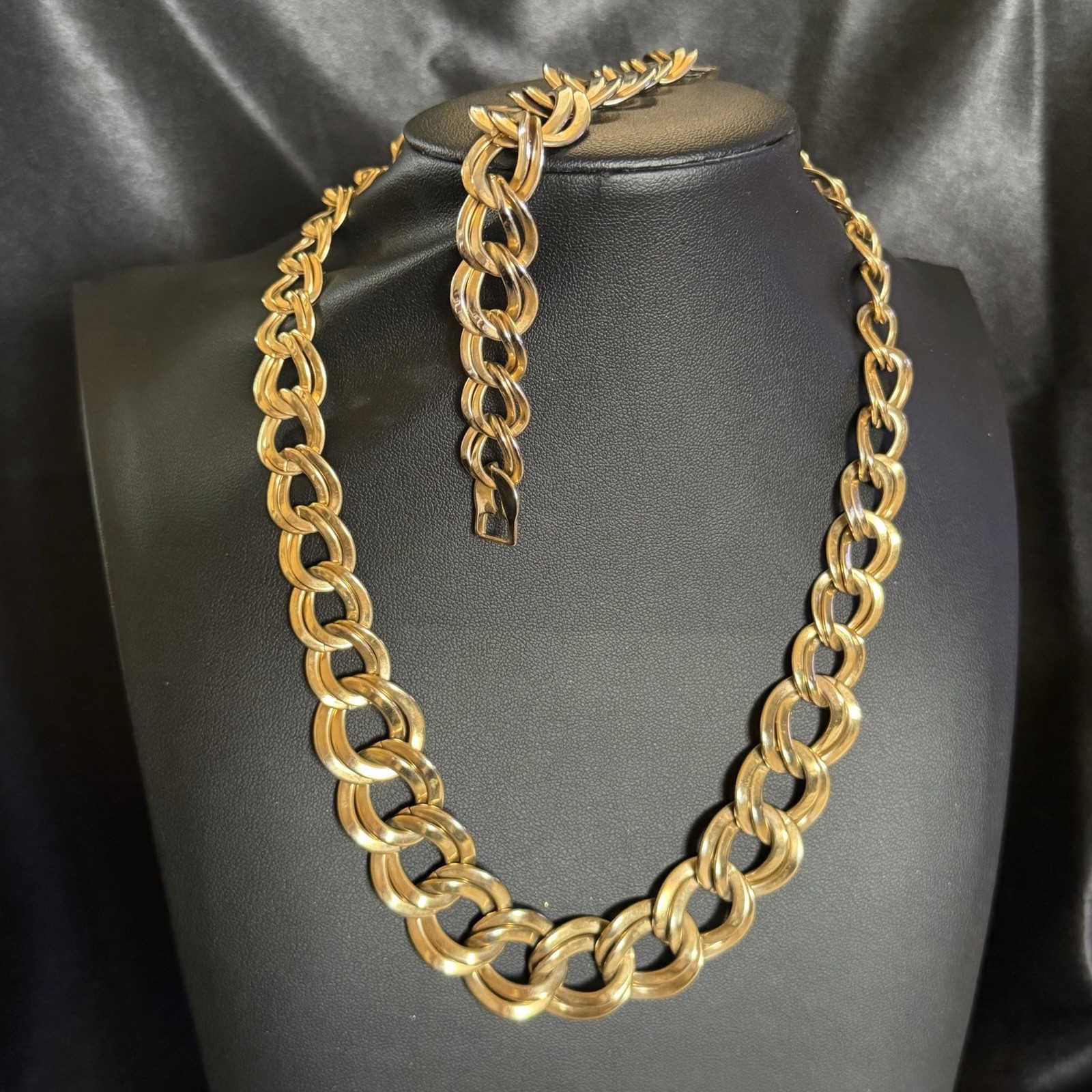 Vintage Gold Tone Necklace & Bracelet Set Double Link Polished Finish 18” 7”