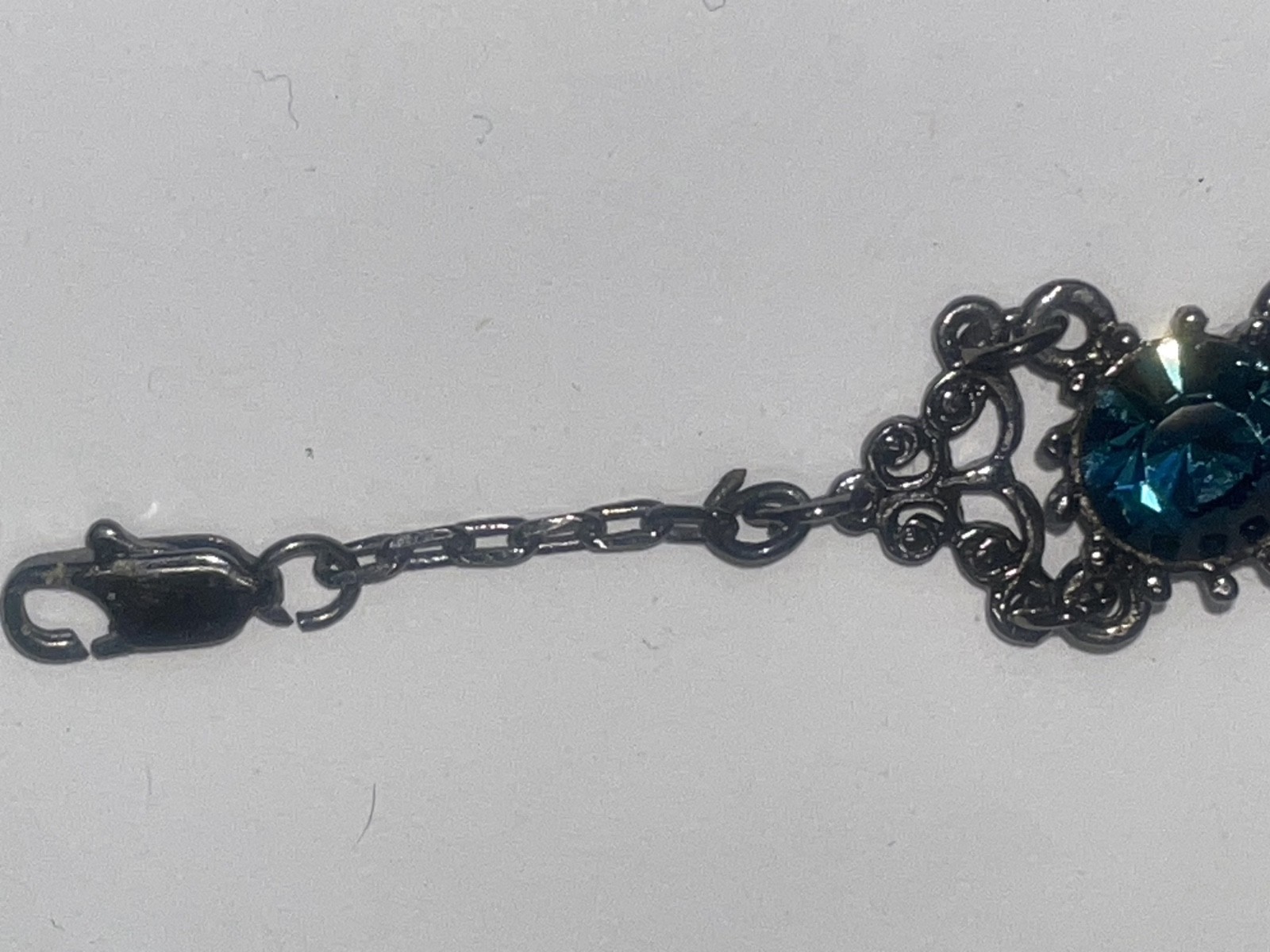 Vintage Austrian Crystal USA Montana Blue 1980’s Station Bracelet 7″