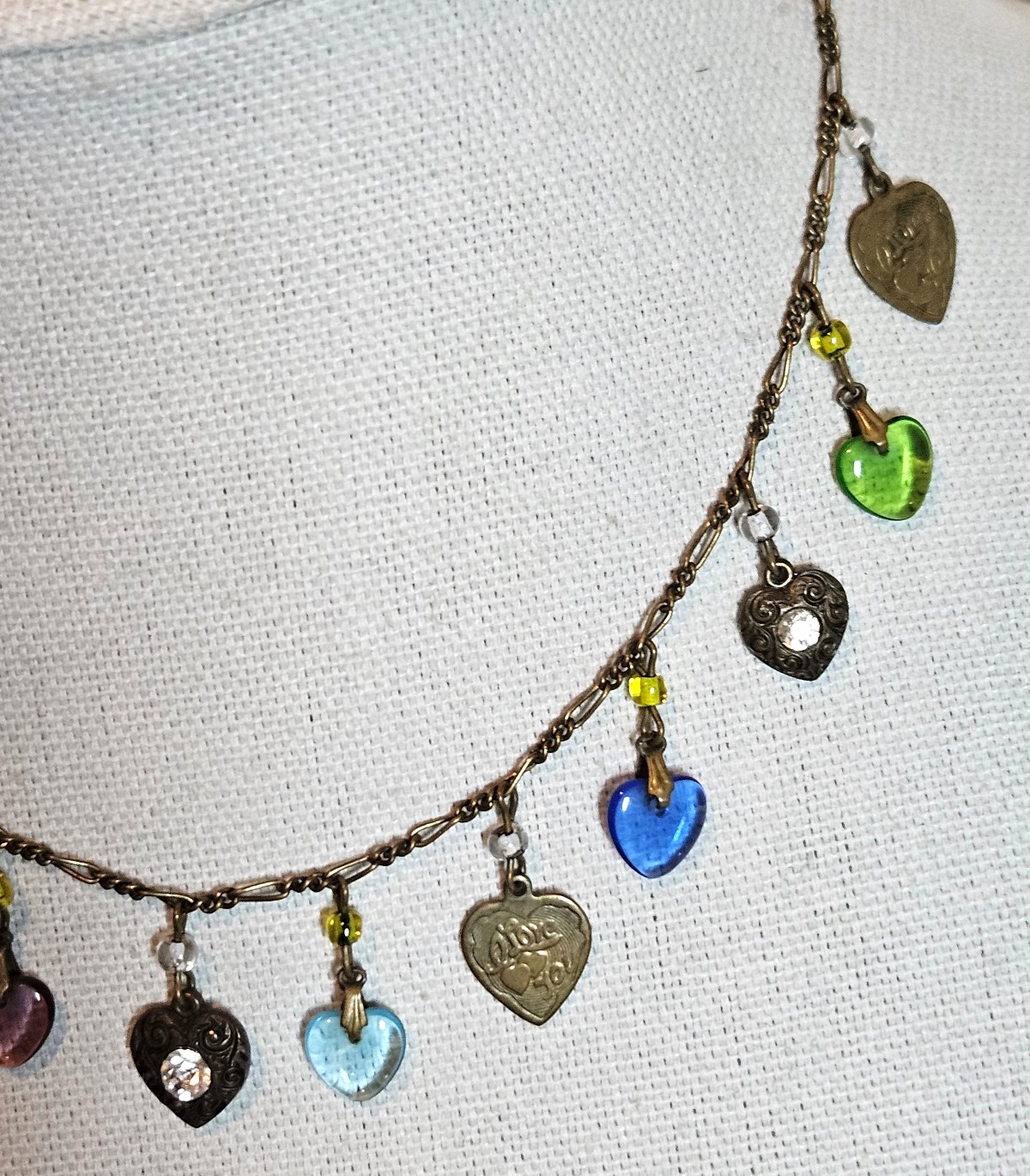 Vintage GLASS WORKS STUDIO Brass Multi Color Glass Heart Necklace 16″