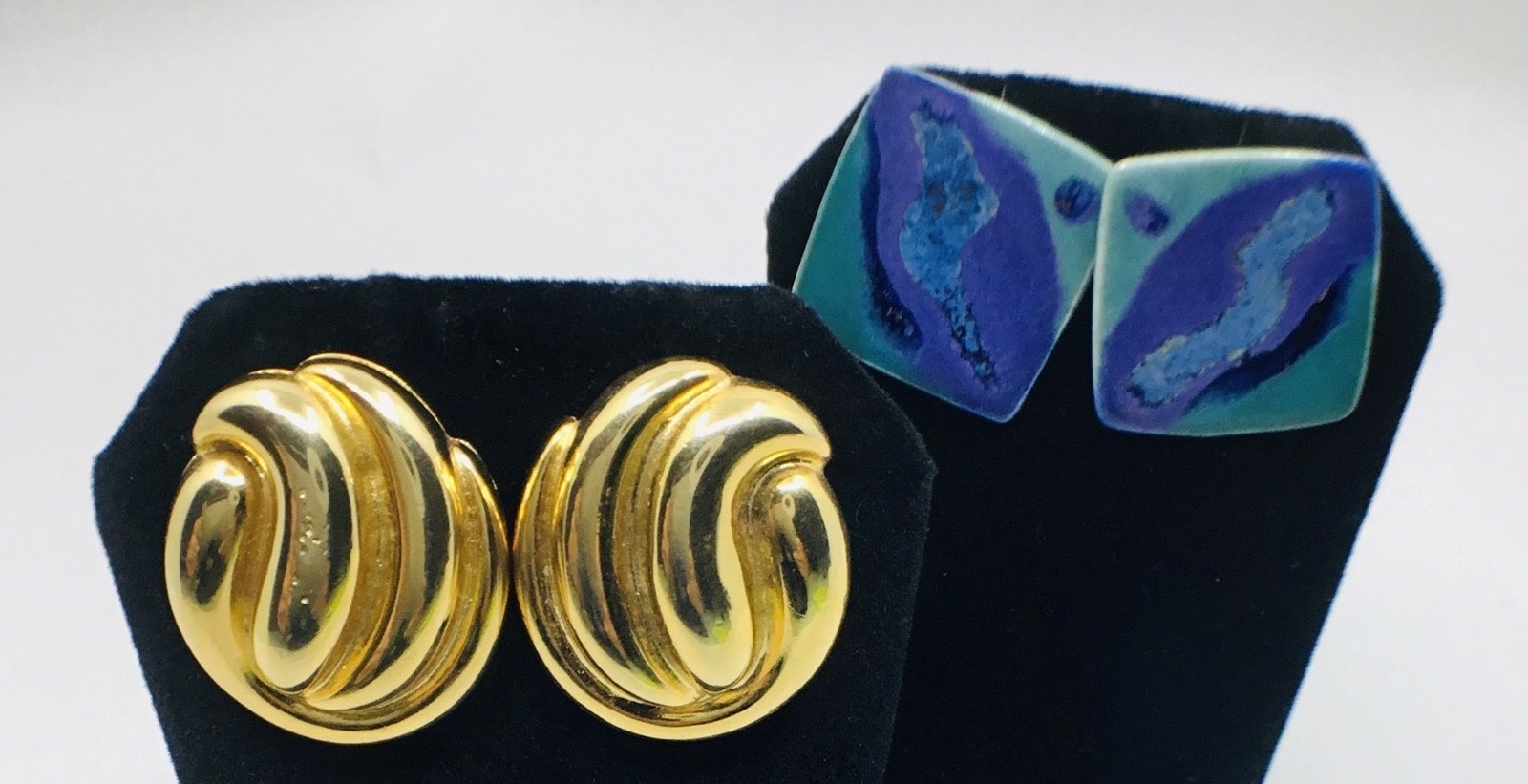 Vintage 2 Pairs 1980’s Gold Tone and Blue Violet Earrings