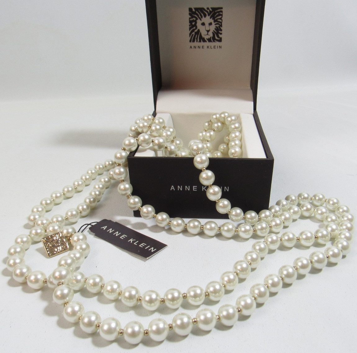 ANNE KLEIN Off White Faux Pearl And Gold Bead Necklace Lion Tag 60″