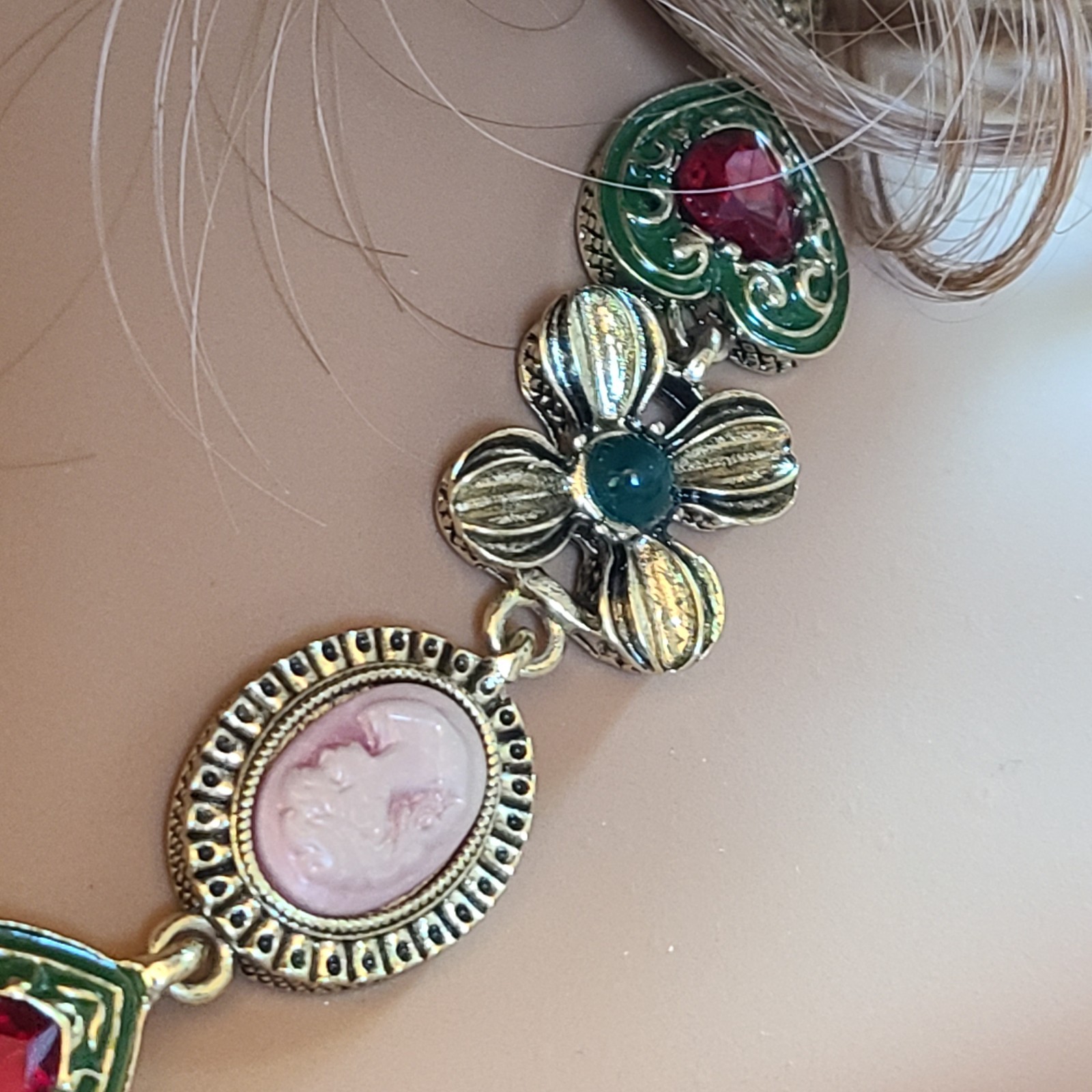 Romantic Victorian Style Enamel Red Rhinestone Heart Pink Faux Cameo Choker 17.5