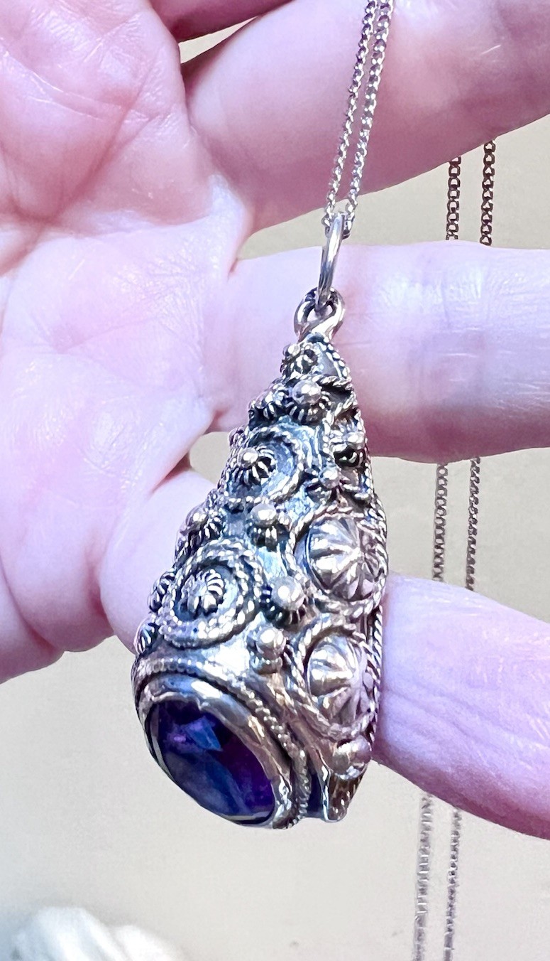 LOVELY Antique/Vintage Ornate Sterling Silver Cannetille Amethyst Necklace