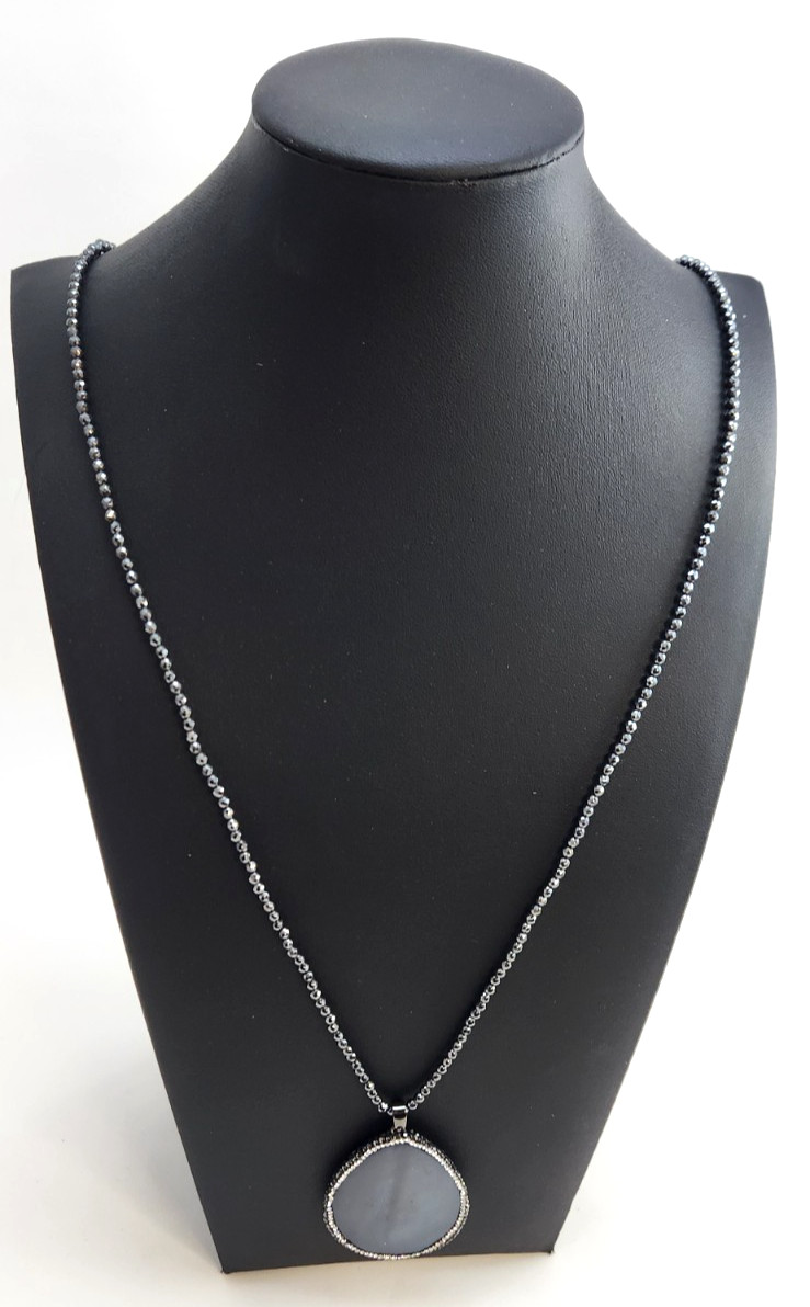 Vintage Joan Rivers Gray mother of Pearl and Rhinestone Pendant Necklace 33 in