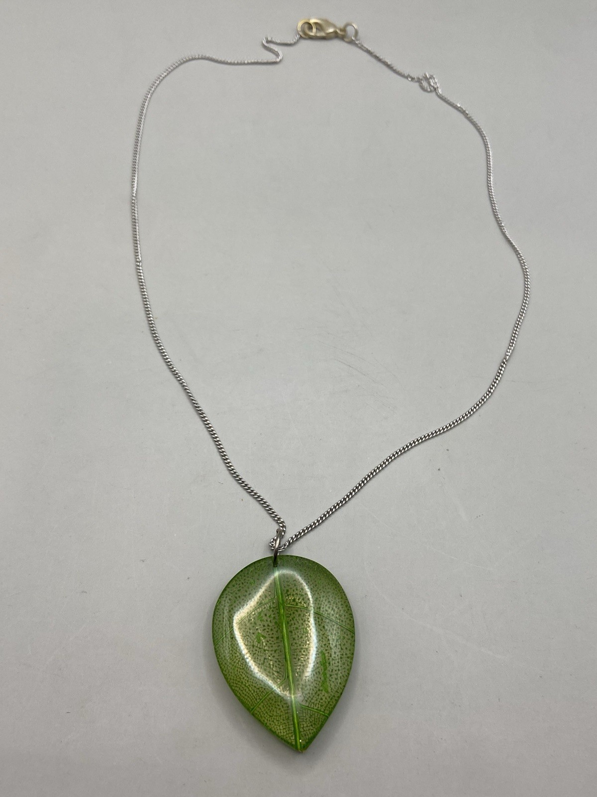 Vintage Green Resin Leaf Skeletal Pendant Necklace Silver Tone Chain Nature