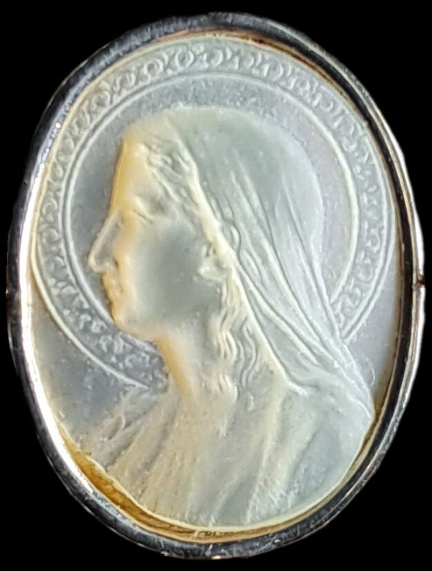 Fine Antique Art Nouveau 18K Gold Mother of Pearl Virgin Mary Pendant Ca 1900