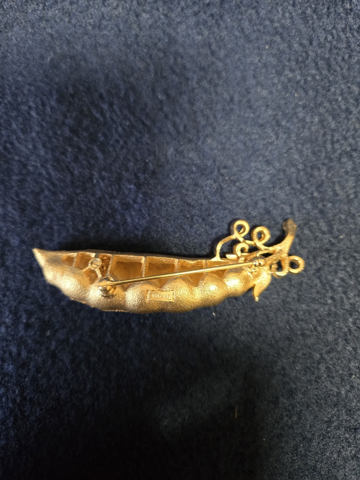 Vintage Crown Trifari Pearl Peas in Green Enamel Pod Brooch Pin