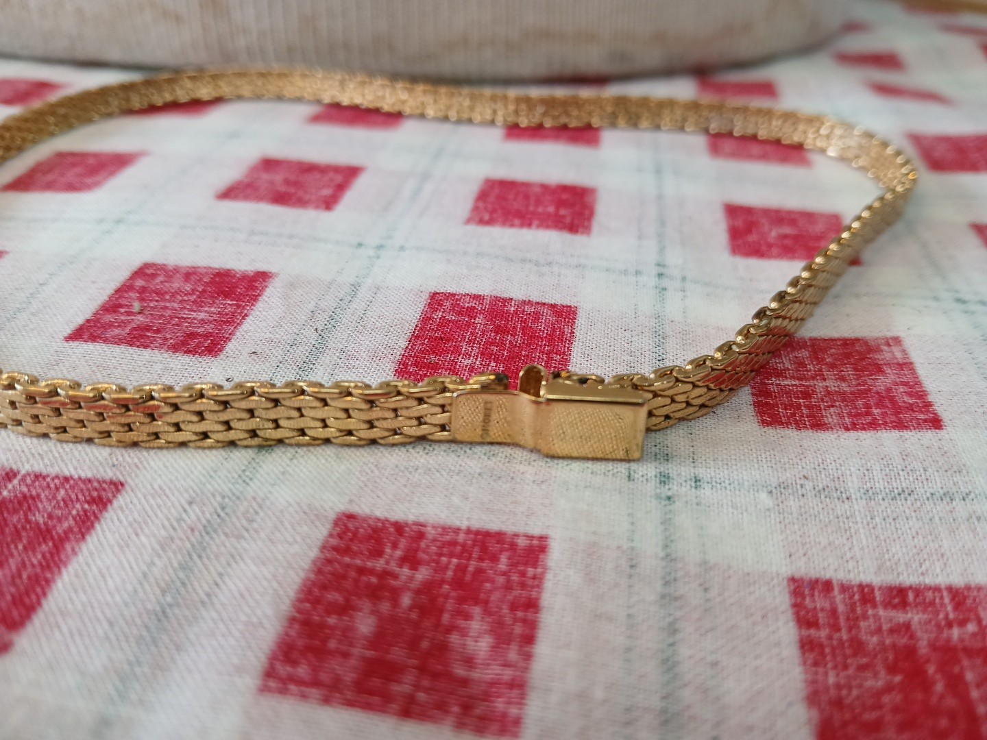 Vintage Signed MONET Gold Plated 17” Mesh Link Chocker Collar Chain Necklace