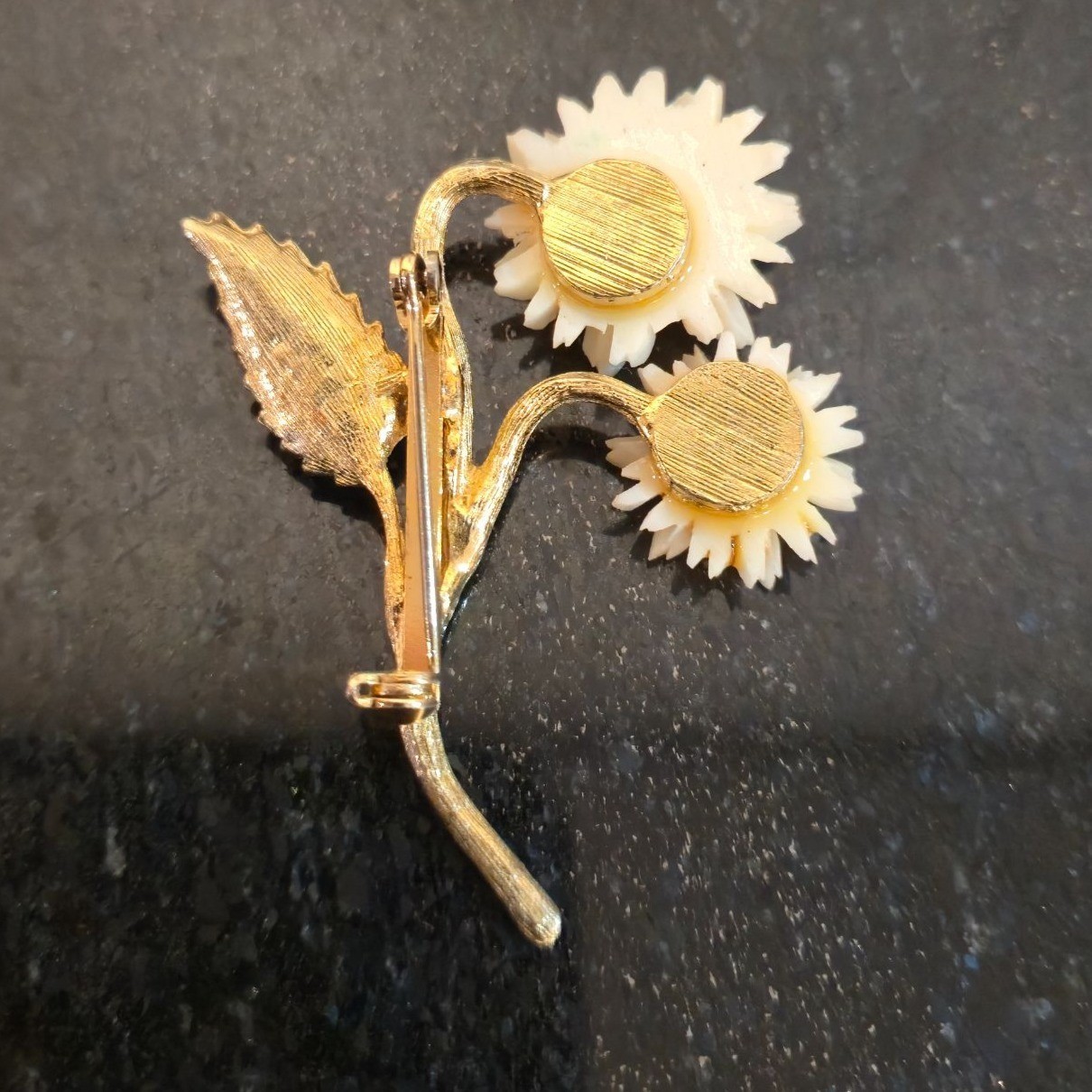 Vintage Daisy Flower Brooch 1960s Mod Plastic floral on metal stem Retro Jewelry