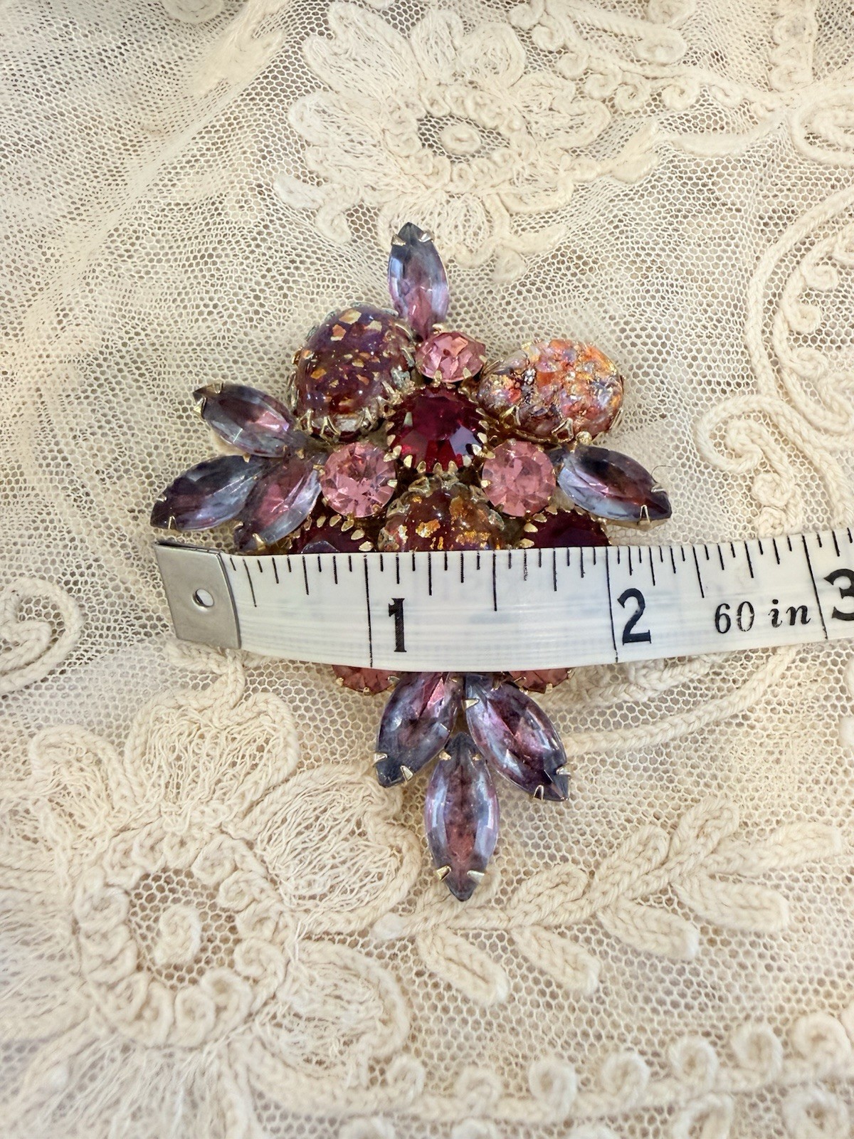 Juliana Style Brooch Pin Pink Red Purple Stones Rhinestone Gold Tone Vtg