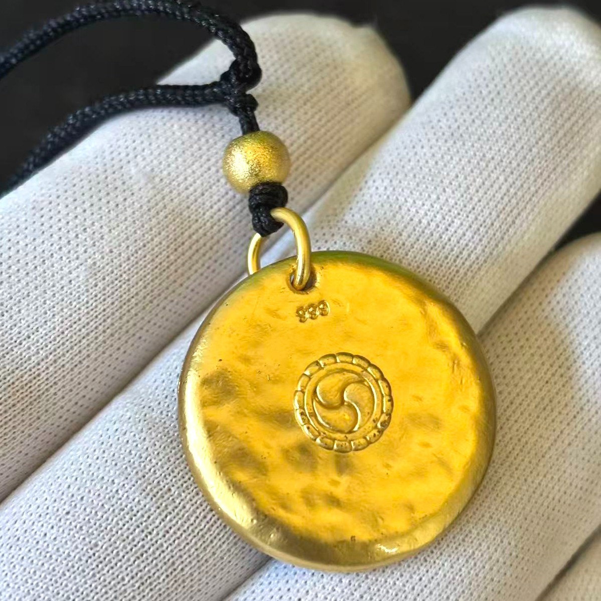 Tibet Amulet Pendant Gold-plated (NOT SURE) mark ‘999’, Braided Rope Adjustable