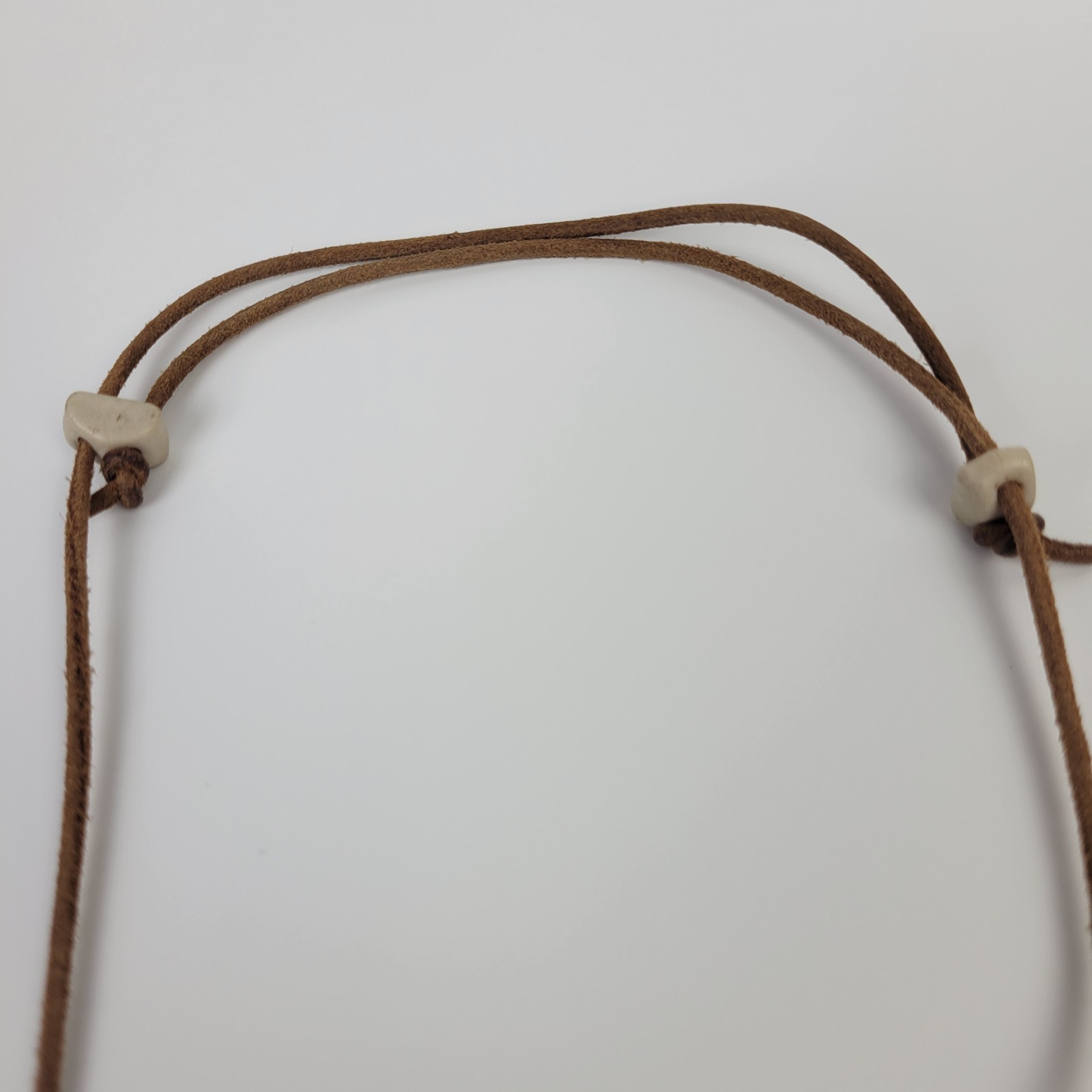 Vtg Artisan Bohemian Pottery Pendant~Choker Necklace Leather Cord Blue White