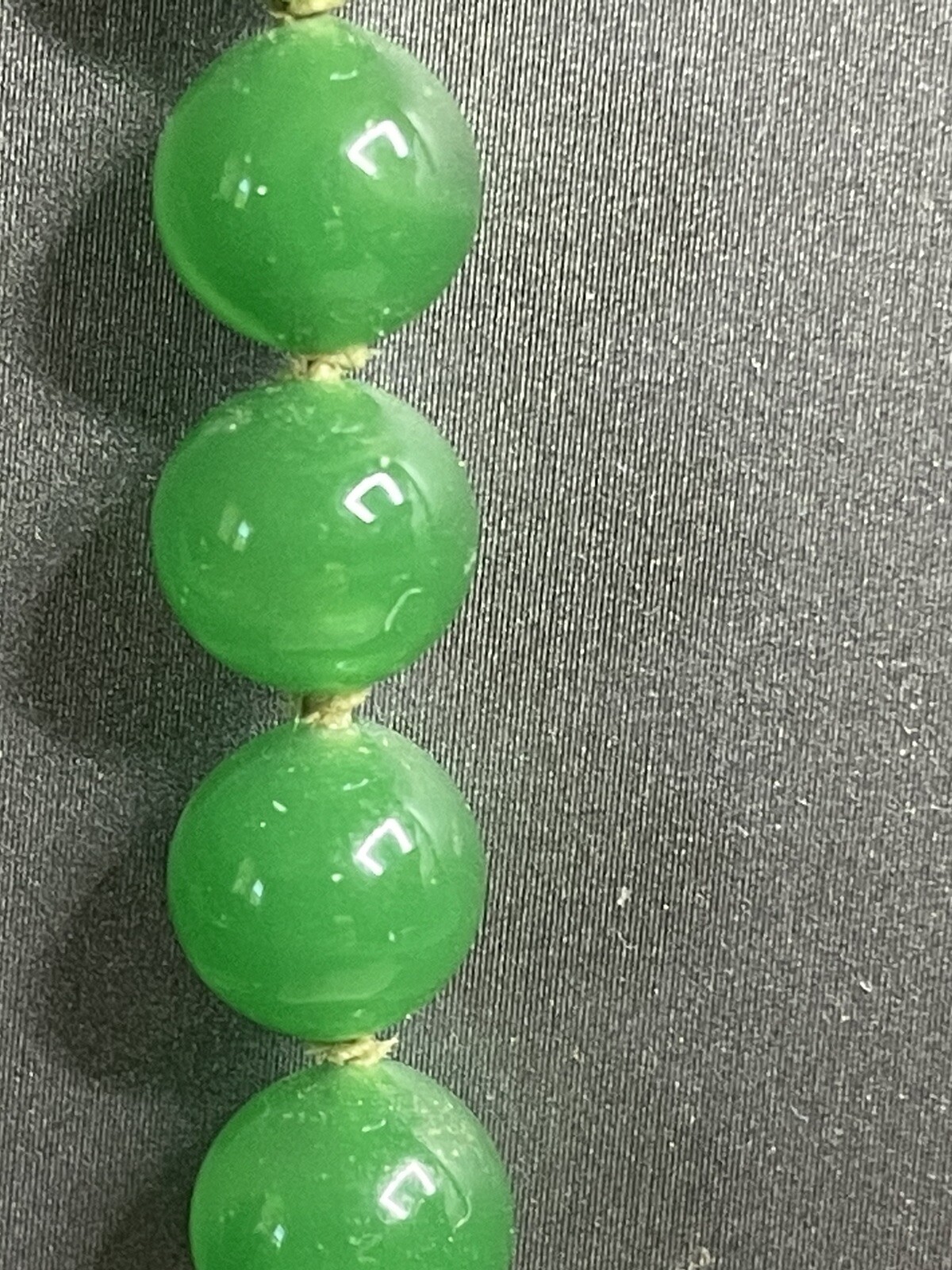 1930’s 8.4mm Hand Knotted Green Glass Beads 12k Gf Clasp Vintage 24” Gorgeous