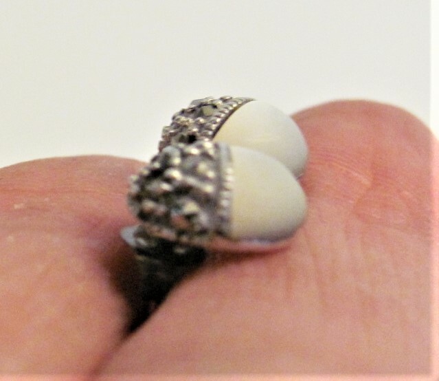 VTG Sterling 925 White Moonstone & Marcasite Round Dome Stud Earrings 1cm diam.