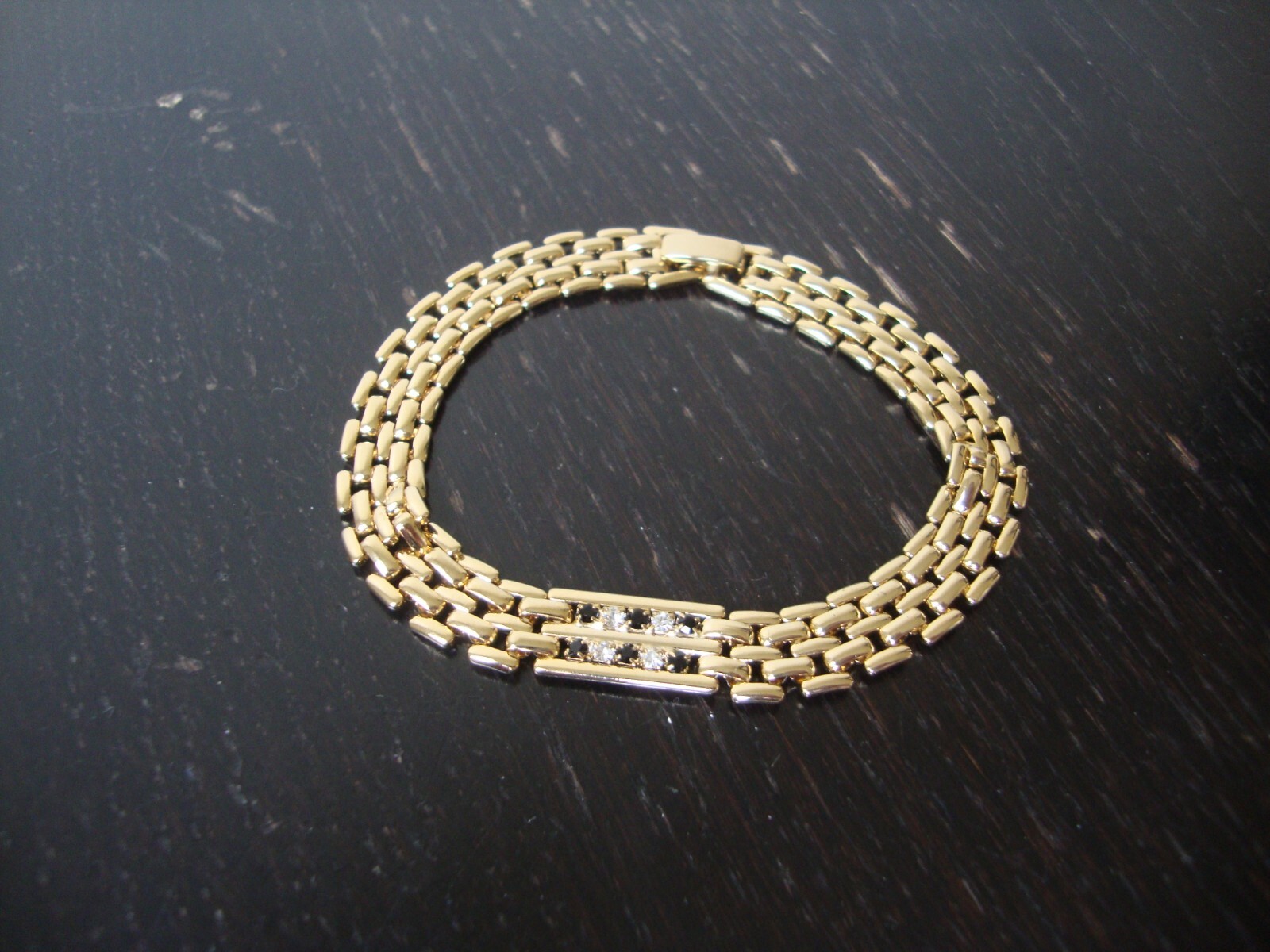 VINTAGE TINY BLACK & CLEAR RHINESTONES GOLD PLATED FLEXIBLE FLAT LINK BRACELET
