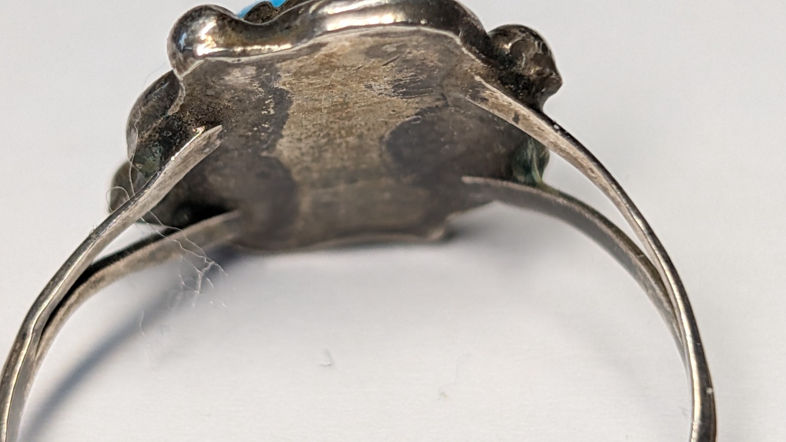 VINTAGE STERLING SILVER SOUTHWESTERN TURQUOISE RING ABOUT SIZE 8 1/2