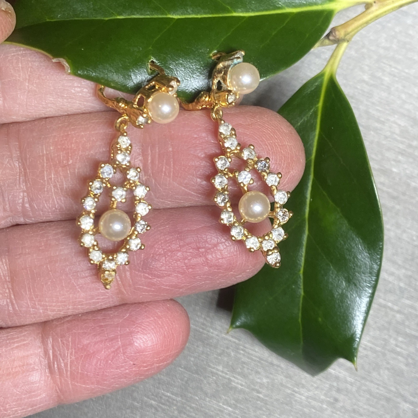 Vintage Pearl Earrings Estate Jewelry Pre-owned Gold Plated Crystal Lozenge Drop