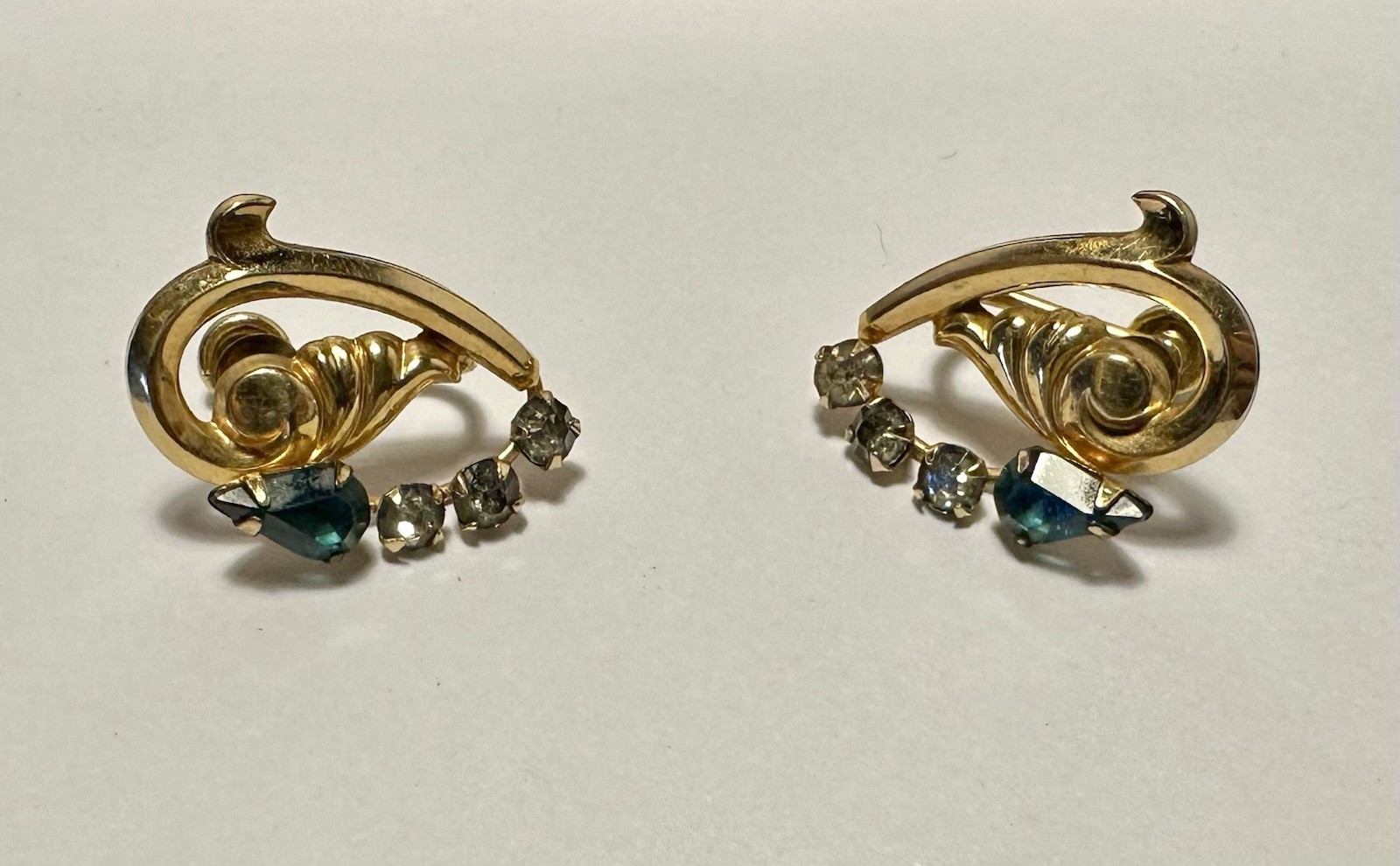 Vintage 1/20 12kt Gold Filled Screw On Rhinestone Filigree Earrings CM