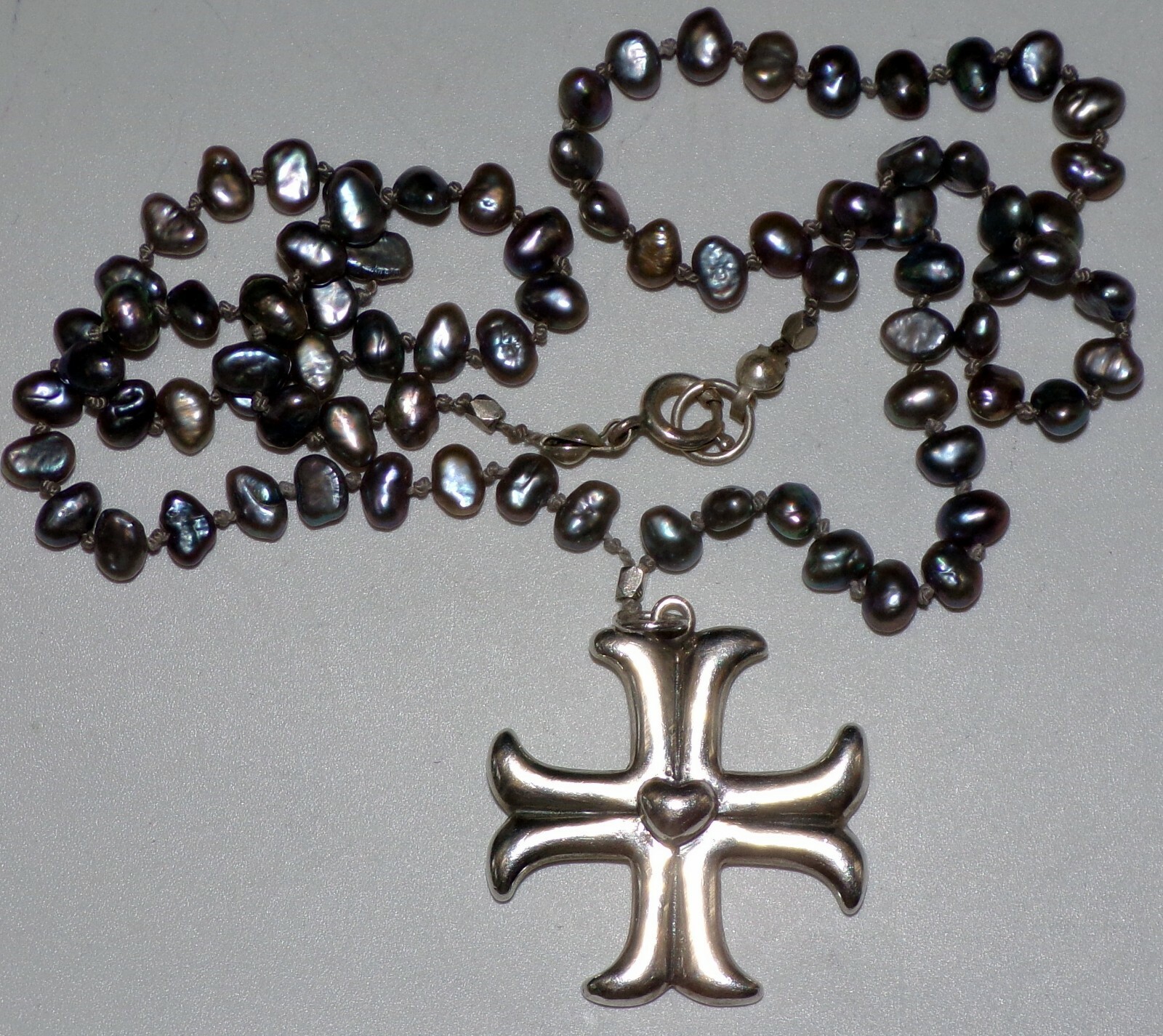 DIAN MALOUF STERLING SILVER MALTESE CROSS & HEART OPALESCENT GRAY PEARL NECKLACE