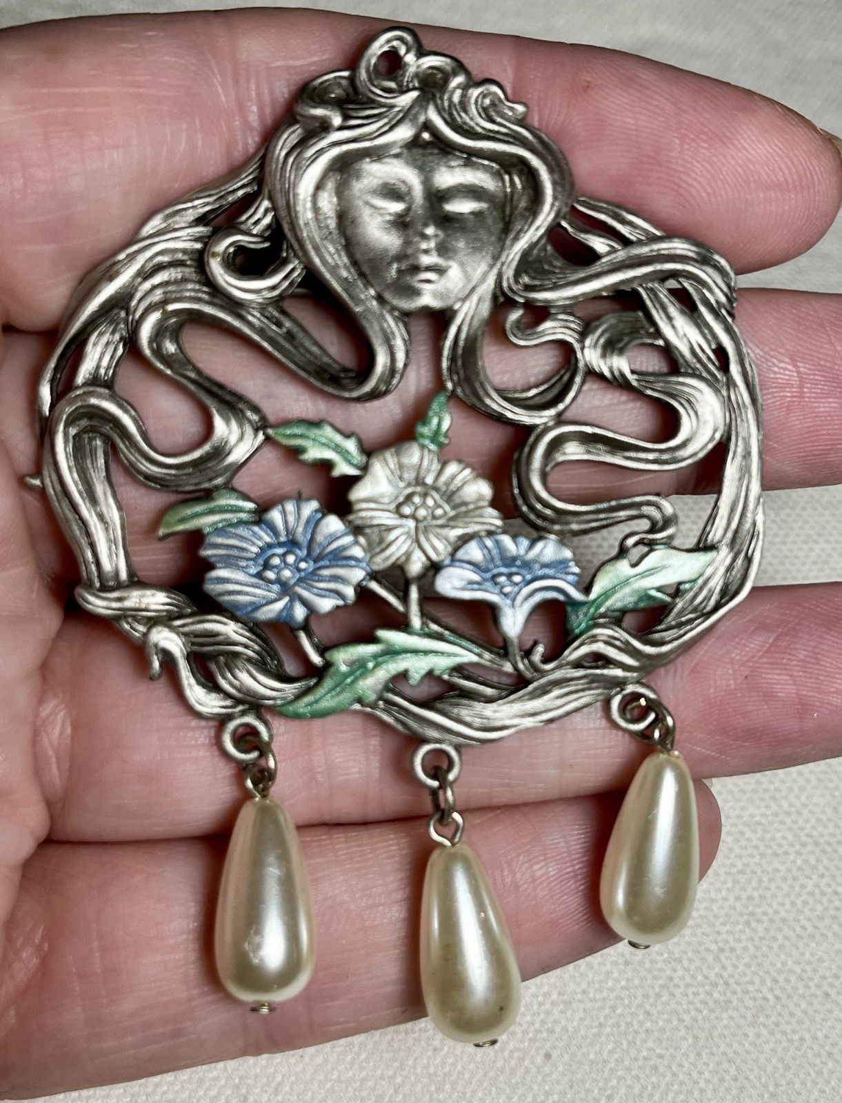 Vintage Signed JJ Jonette Art Nouvea Style Jewelry Brooch Pewter Tone Woman
