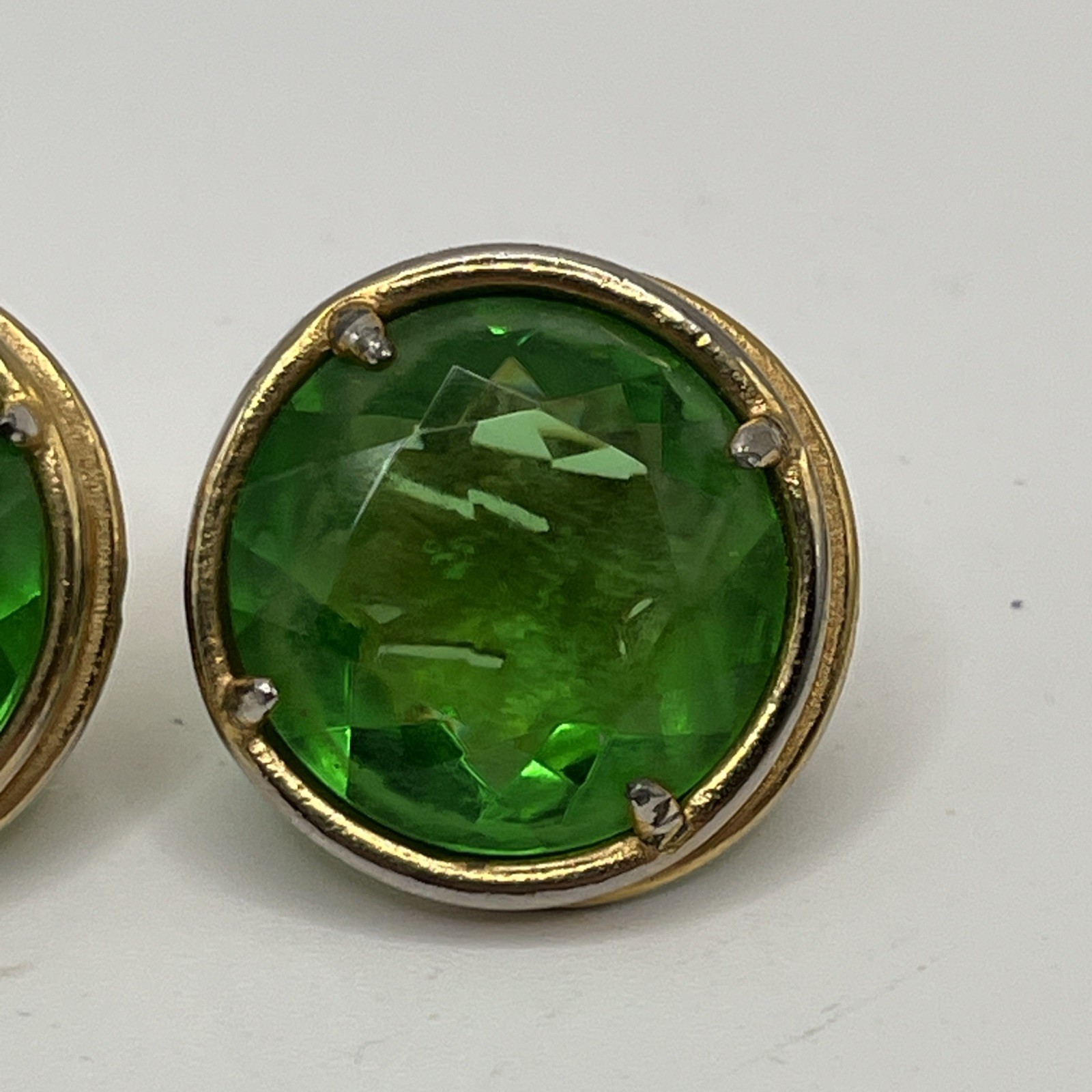 Vtg Mosell Emerald Green Faceted Glass Clip On Earrings Large Cocktail Round
