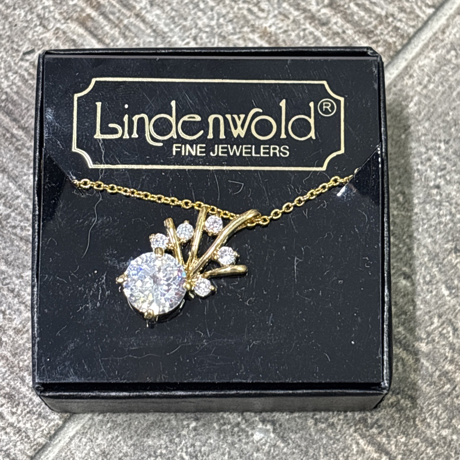 VTG Lindenwold Fine Jewelers 14K GE Gold Tone Rhinestone Pendant Necklace w Box