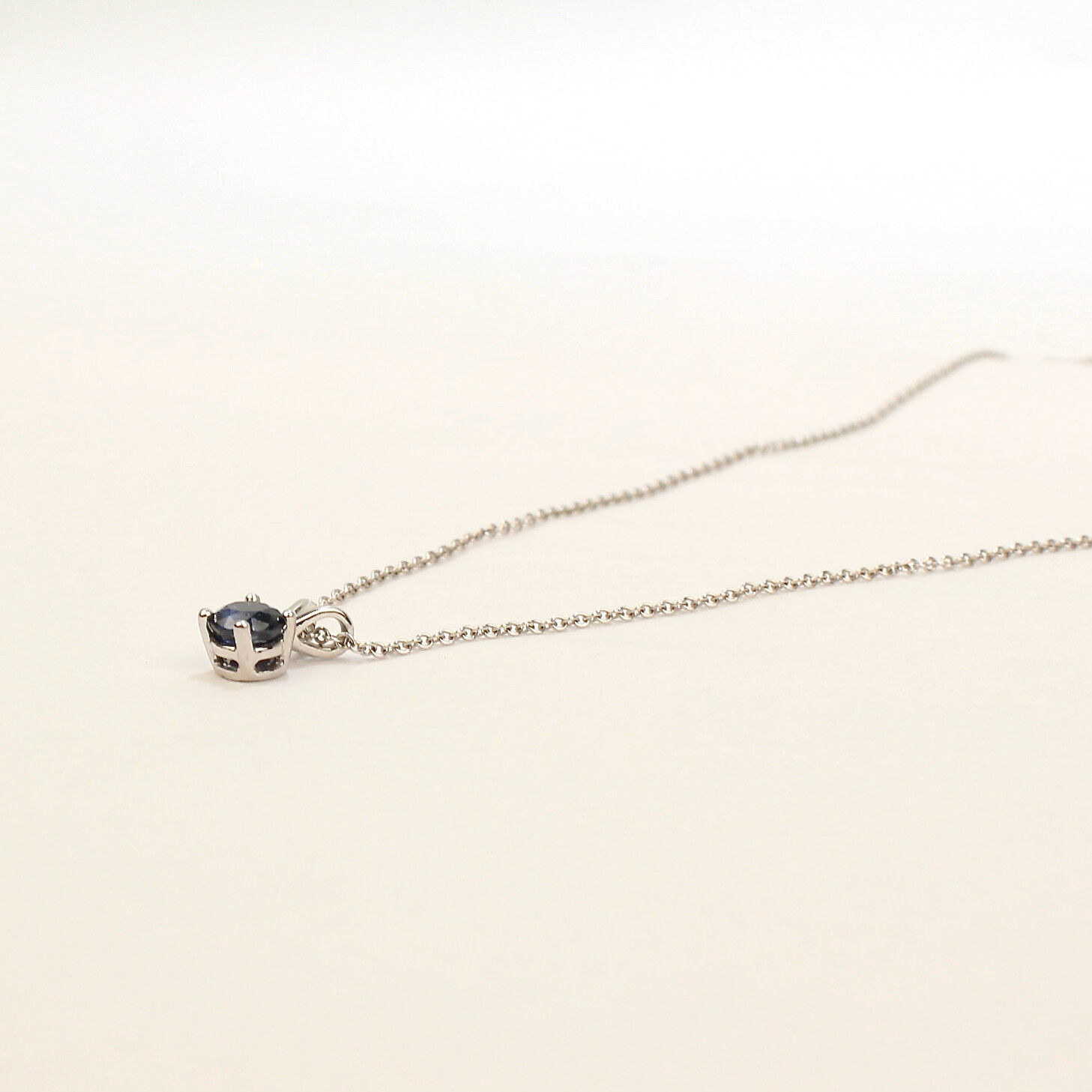 Vintage 14k White Gold and Sapphire Pendant Necklace – VR
