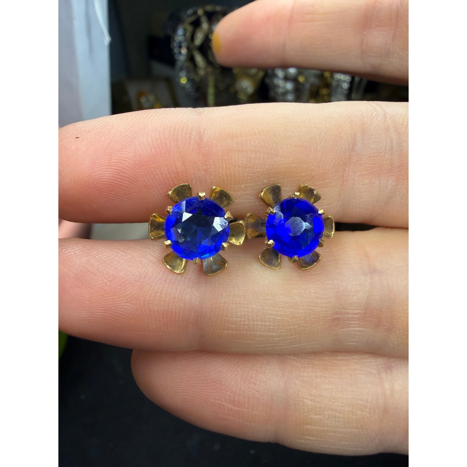 Budlong, Docherty & Armstrong Vintage 10K Cobalt Blue Flower Stud Earrings