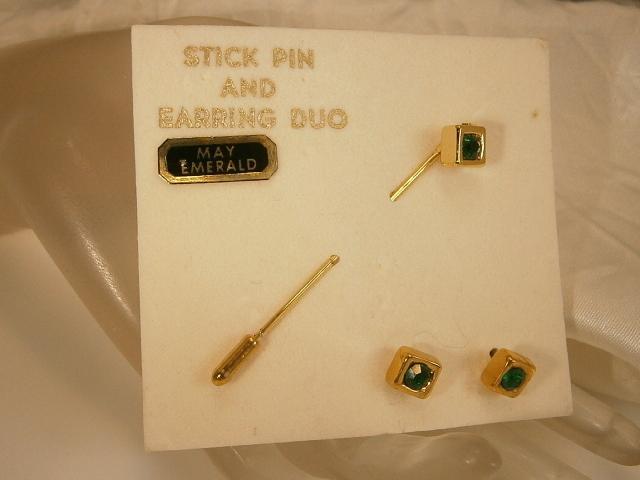 Dainty & Pretty Vintage 60’s Rhinestone May Emerald Stick Pin-Earring Duo 1997a