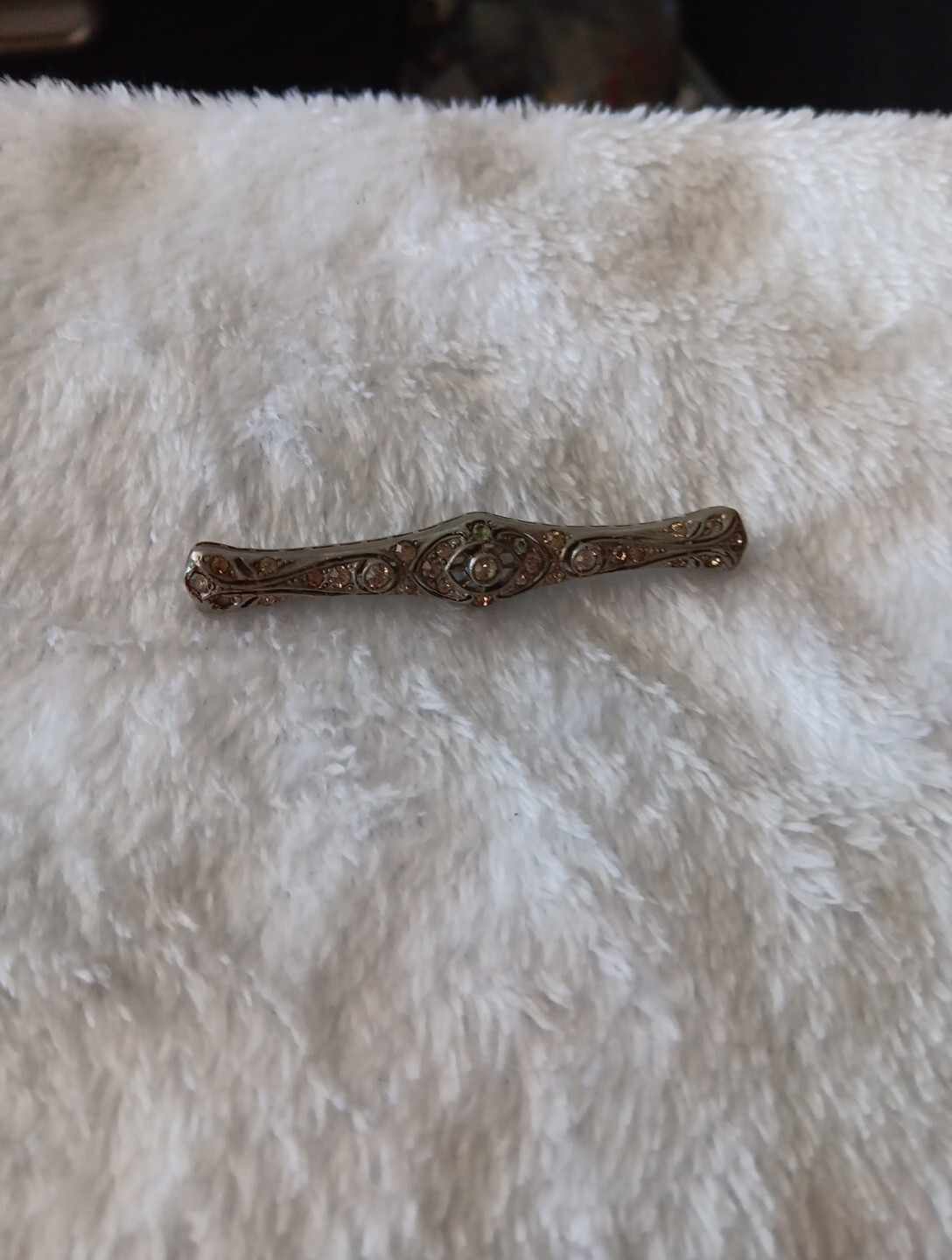 Antique Vintage Fishson Silverite Art Deco Rhinestone Bar Pin Brooch Signed