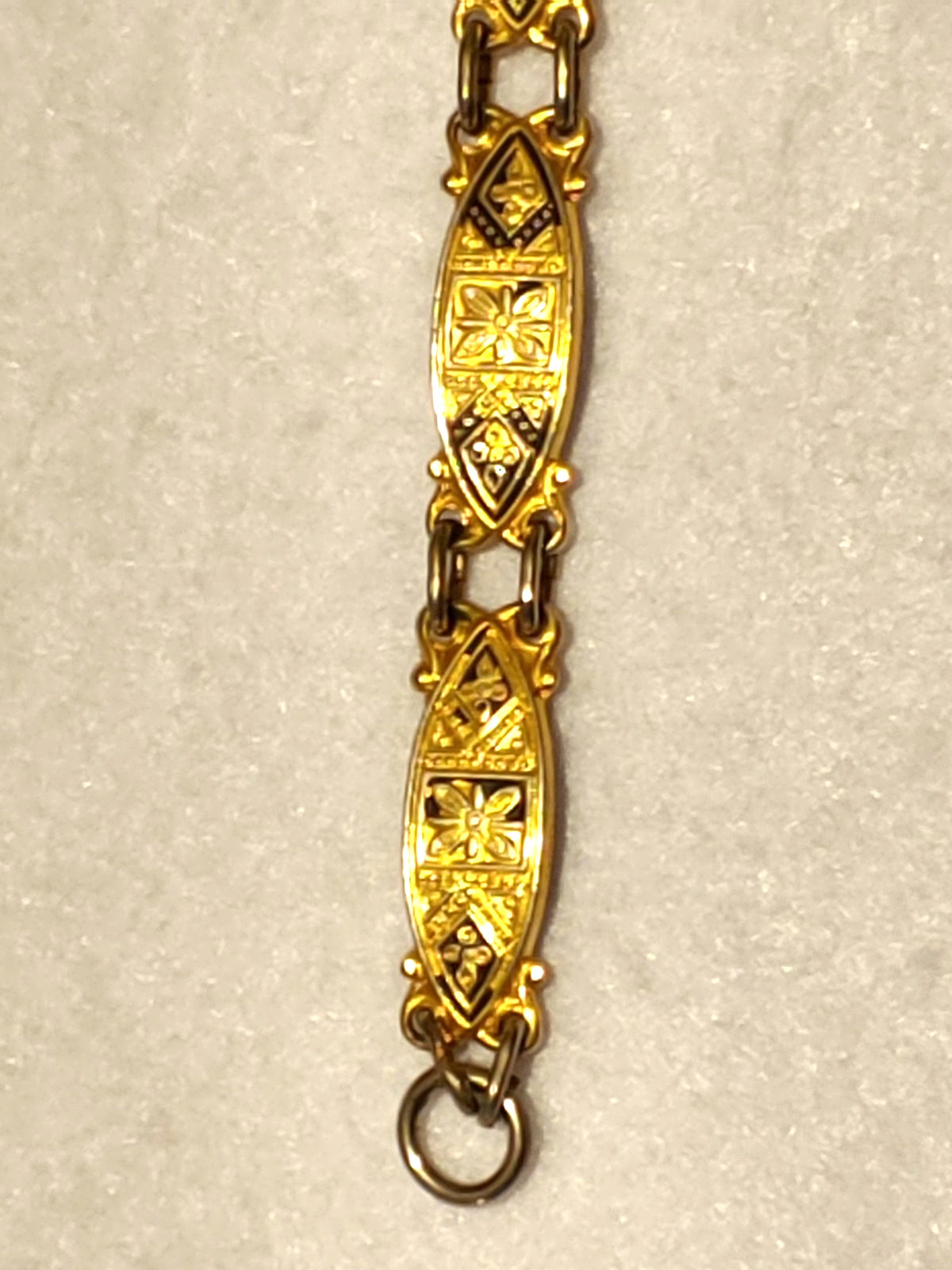vintage – bracelet – Metal Goldtone – 1/4 in x 6 1/2 in Long