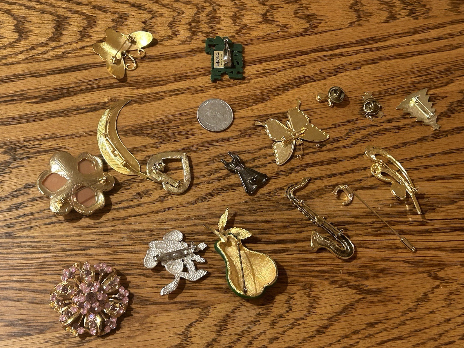 Lot of Vintage Pins & Brooches Flower Music Holiday Fruit 60’s 70’s 80’S