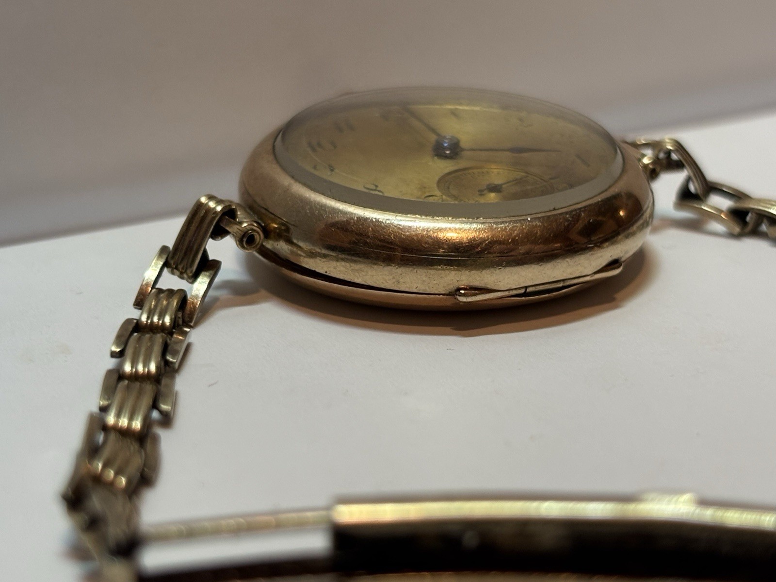 Vintage Gruen Womens 25 Year Gold Filled Wrist Watch RUNNING Manual WindUp 15jwl
